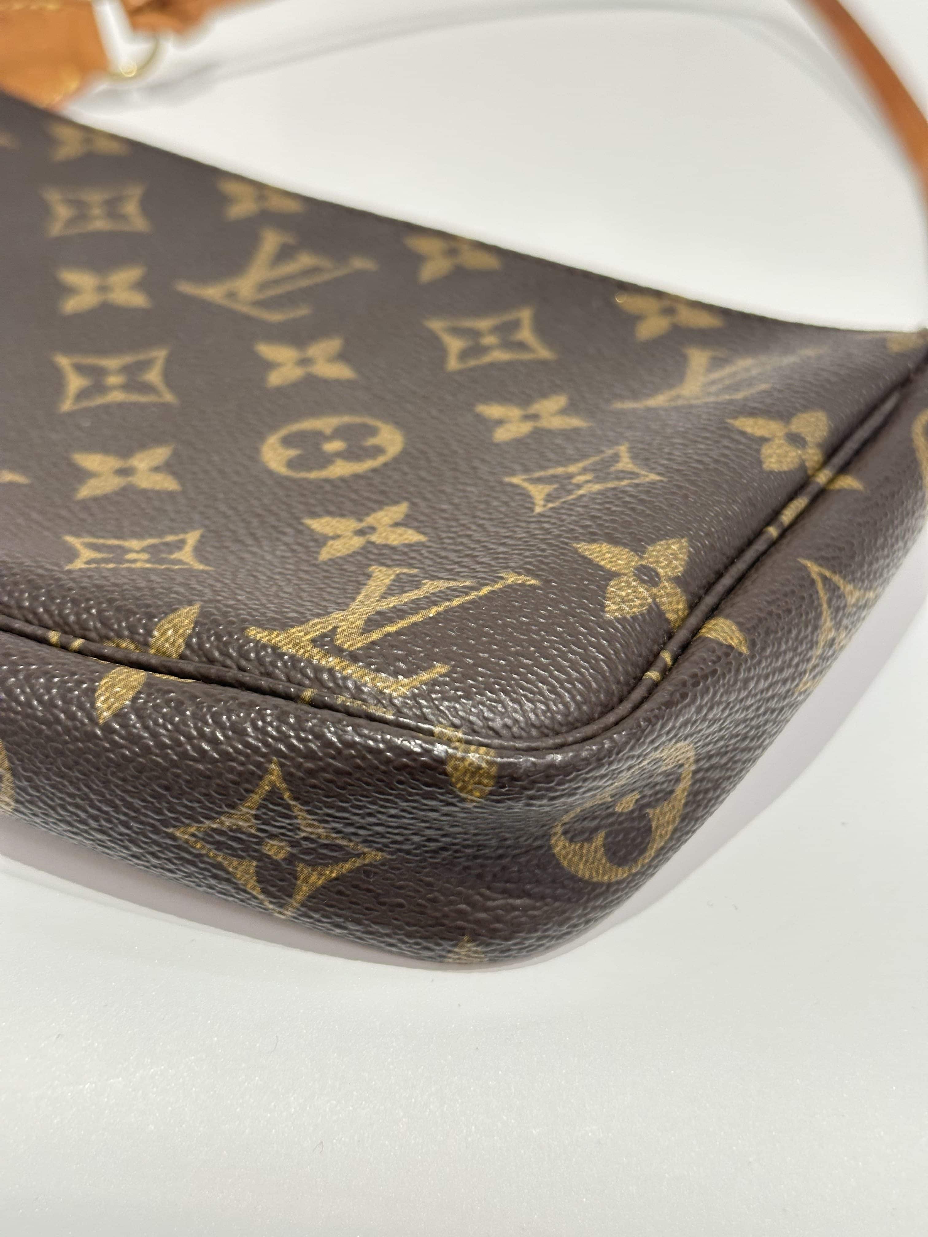Louis Vuitton Brown Pochette Accessoire Monogram Canvas Clutch - Image 12