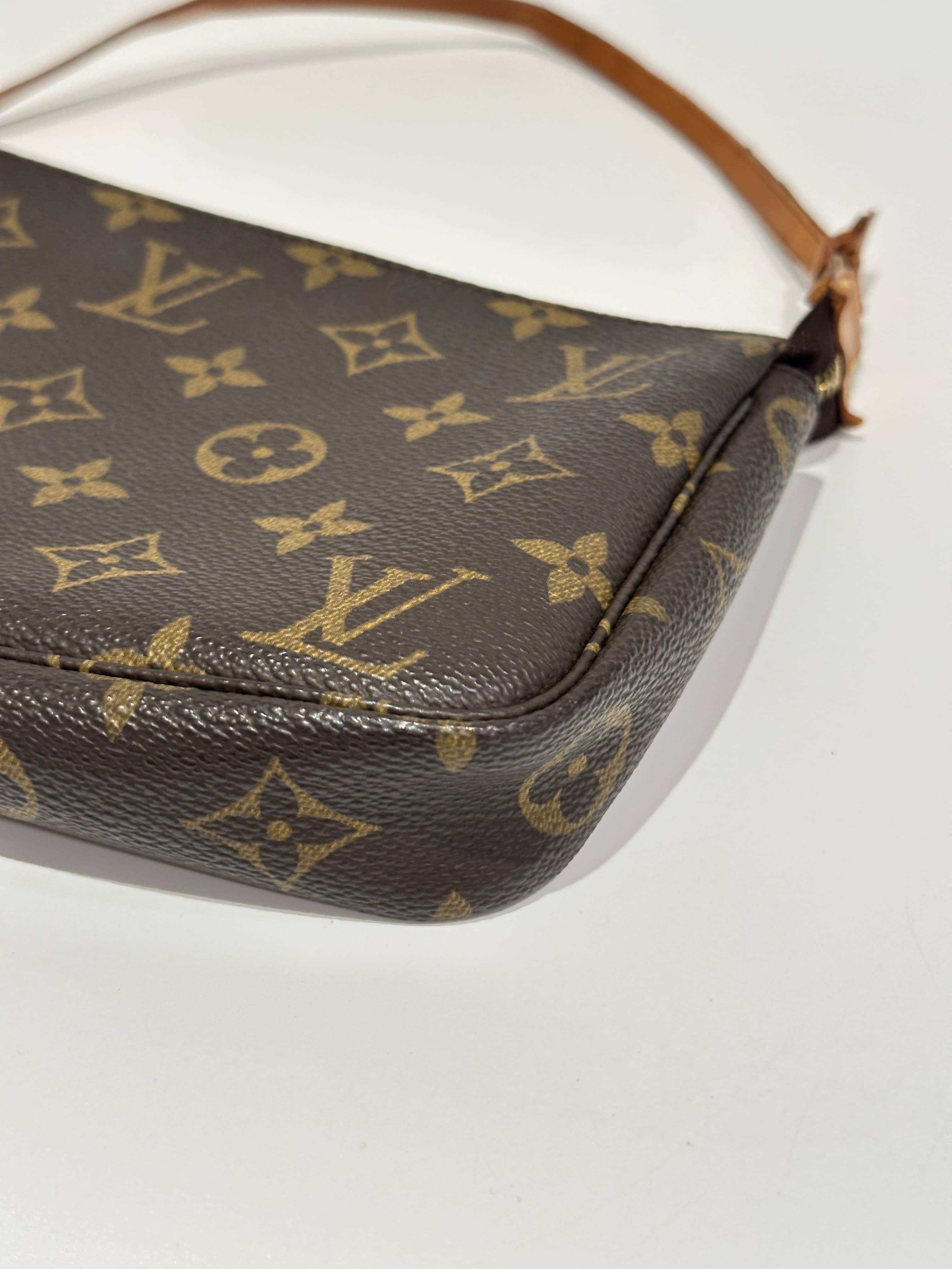 Louis Vuitton Brown Pochette Accessoire Monogram Canvas Clutch - Image 14