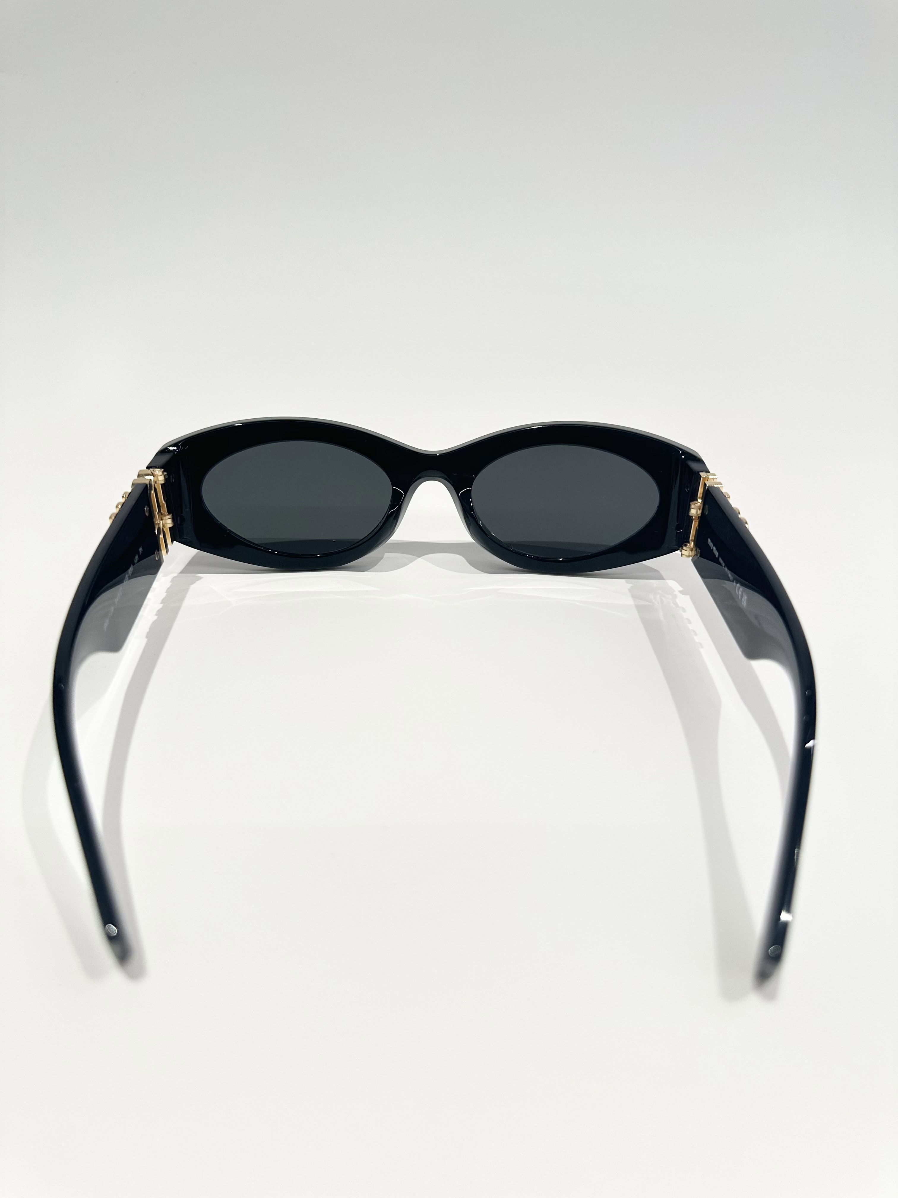 Miu Miu 11WS Black Glimpse Sunglasses - Image 4