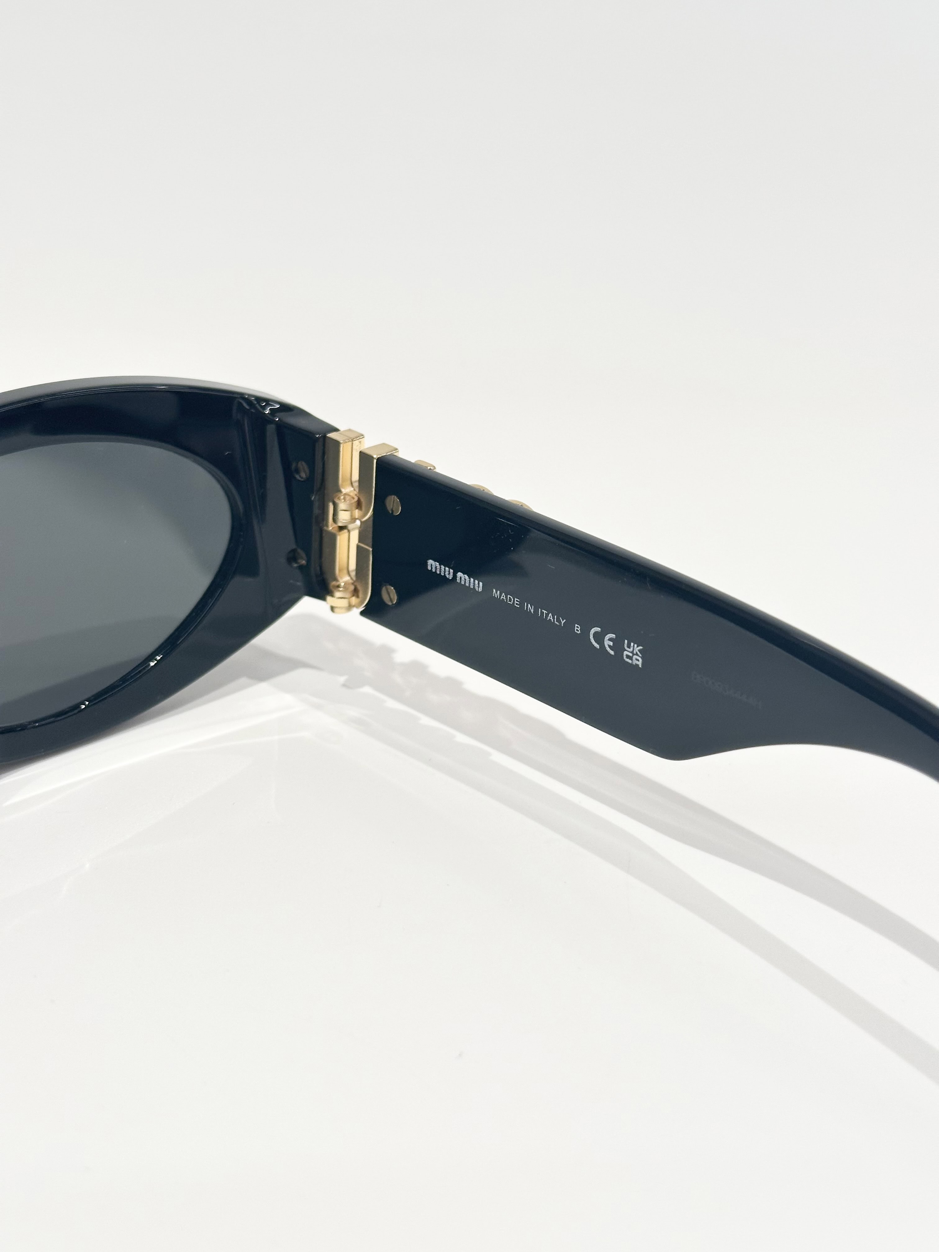 Miu Miu 11WS Black Glimpse Sunglasses - Image 5