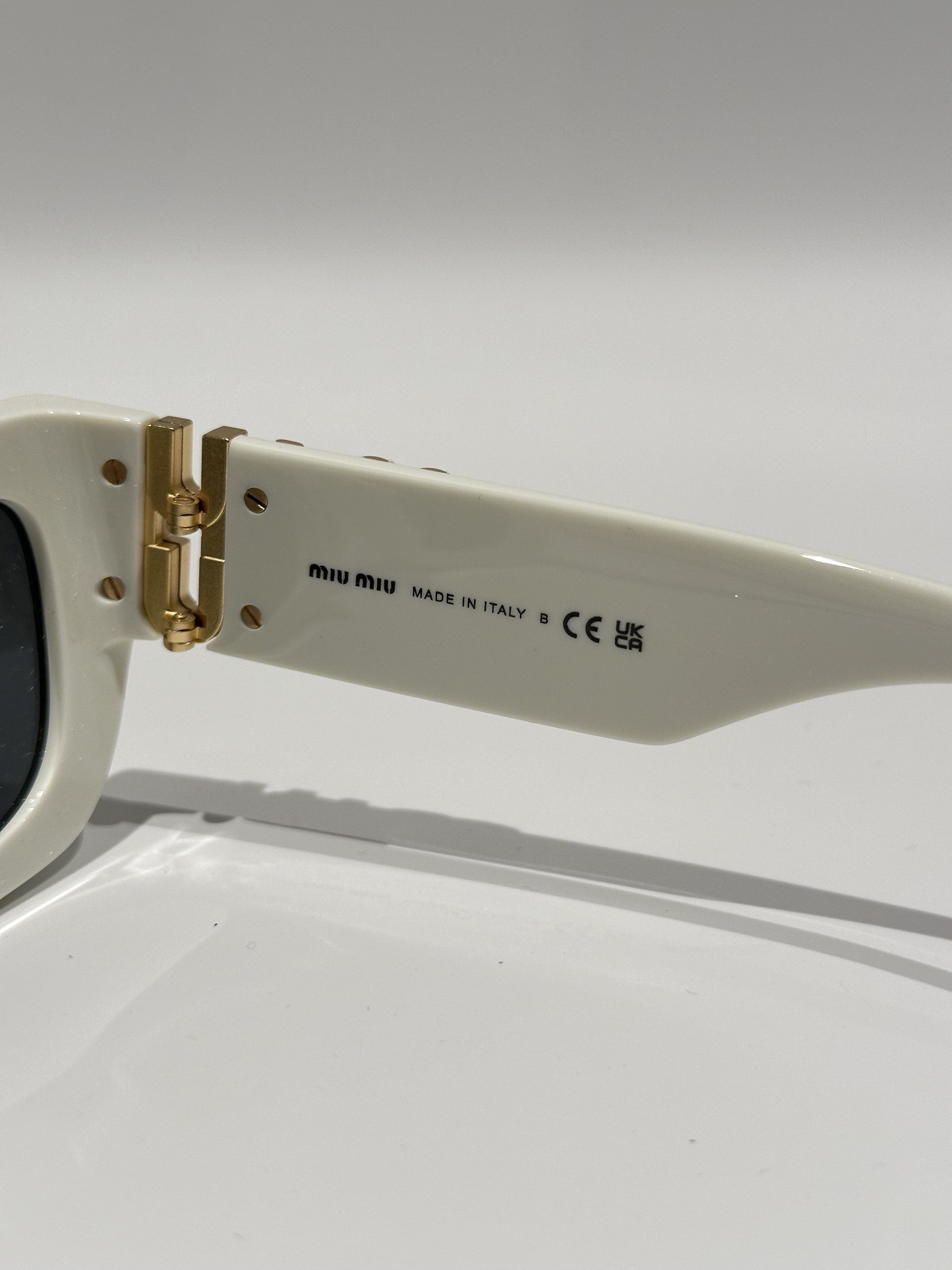 Miu Miu soft oval design sunglasses 0MU 09W Glimpse Slate Gray Lenses - Image 6