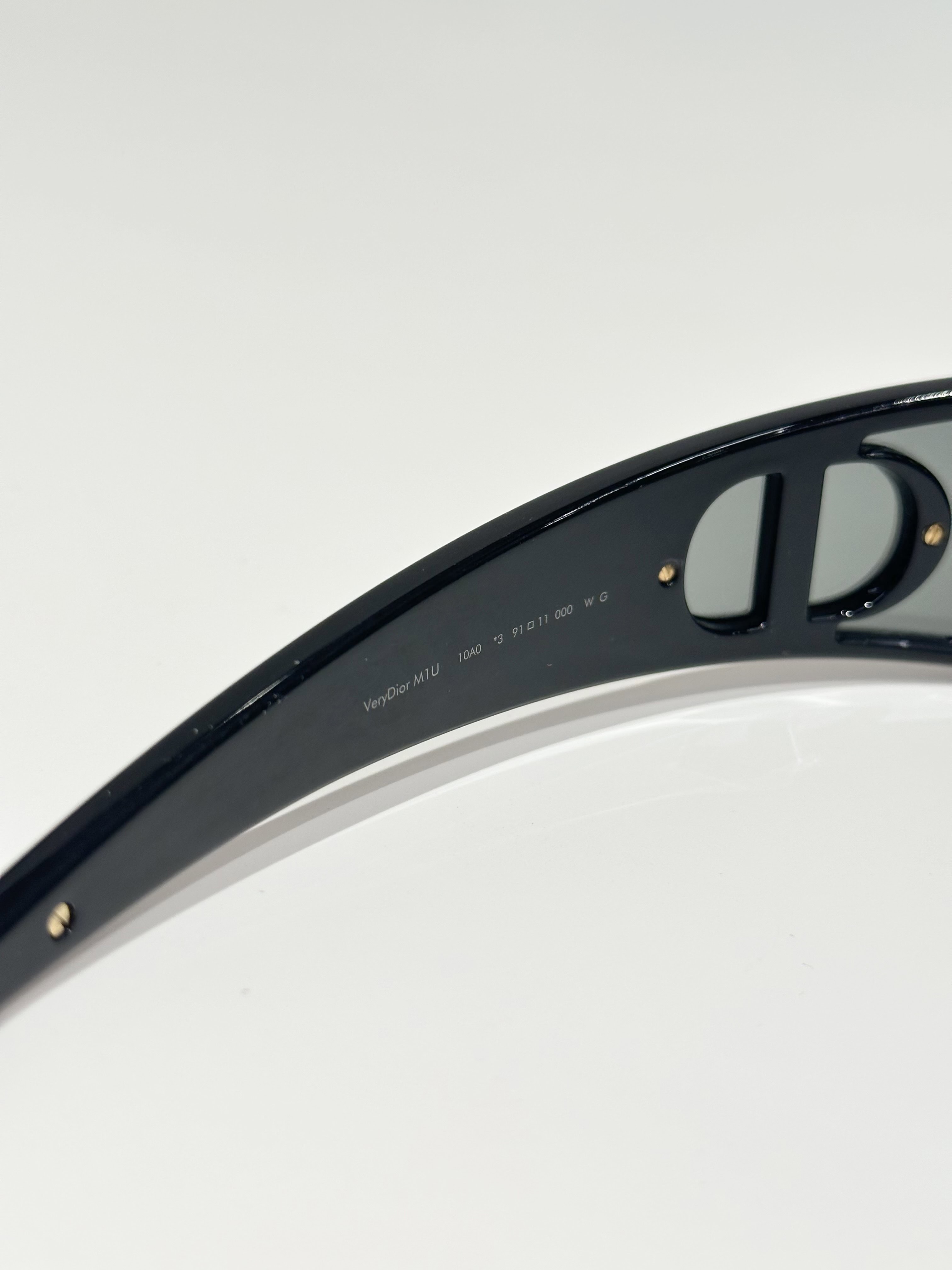 Dior VeryDior M1U Black Mask Sunglasses - Image 5
