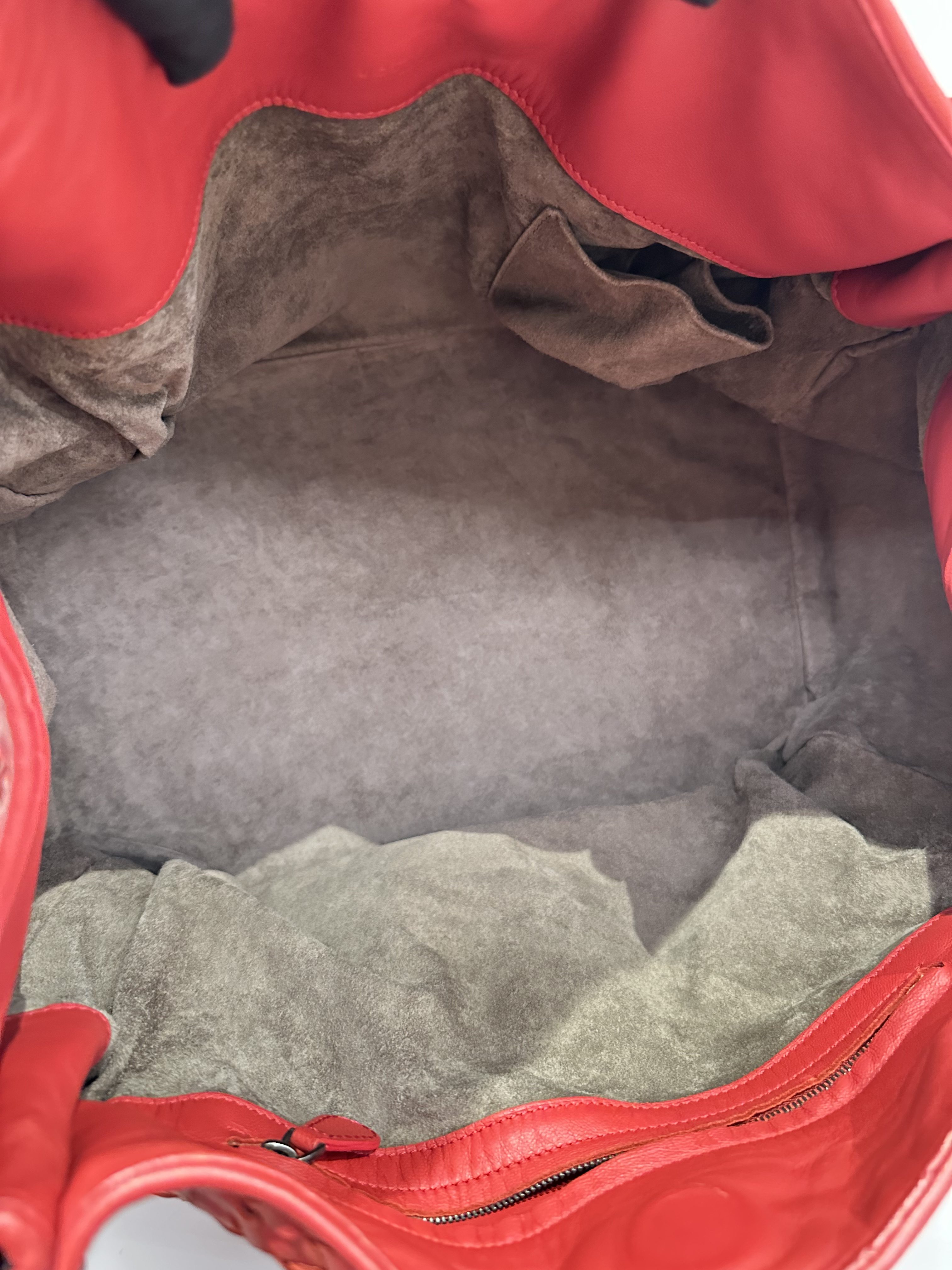 Bottega Veneta Red Campana Leather Tote Bag - Image 11