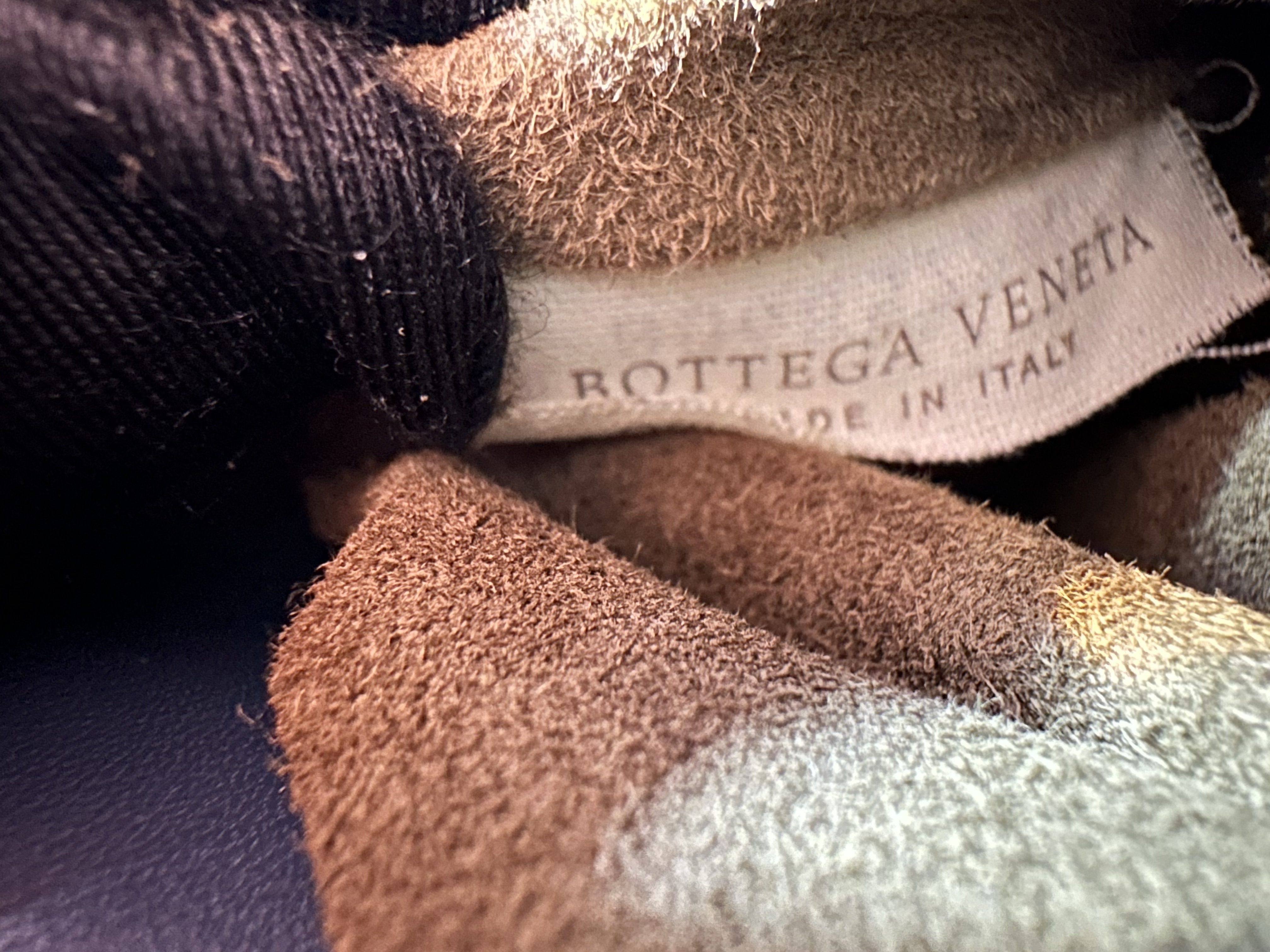 Bottega Veneta Blue Piazza Leather Handbag - Image 12