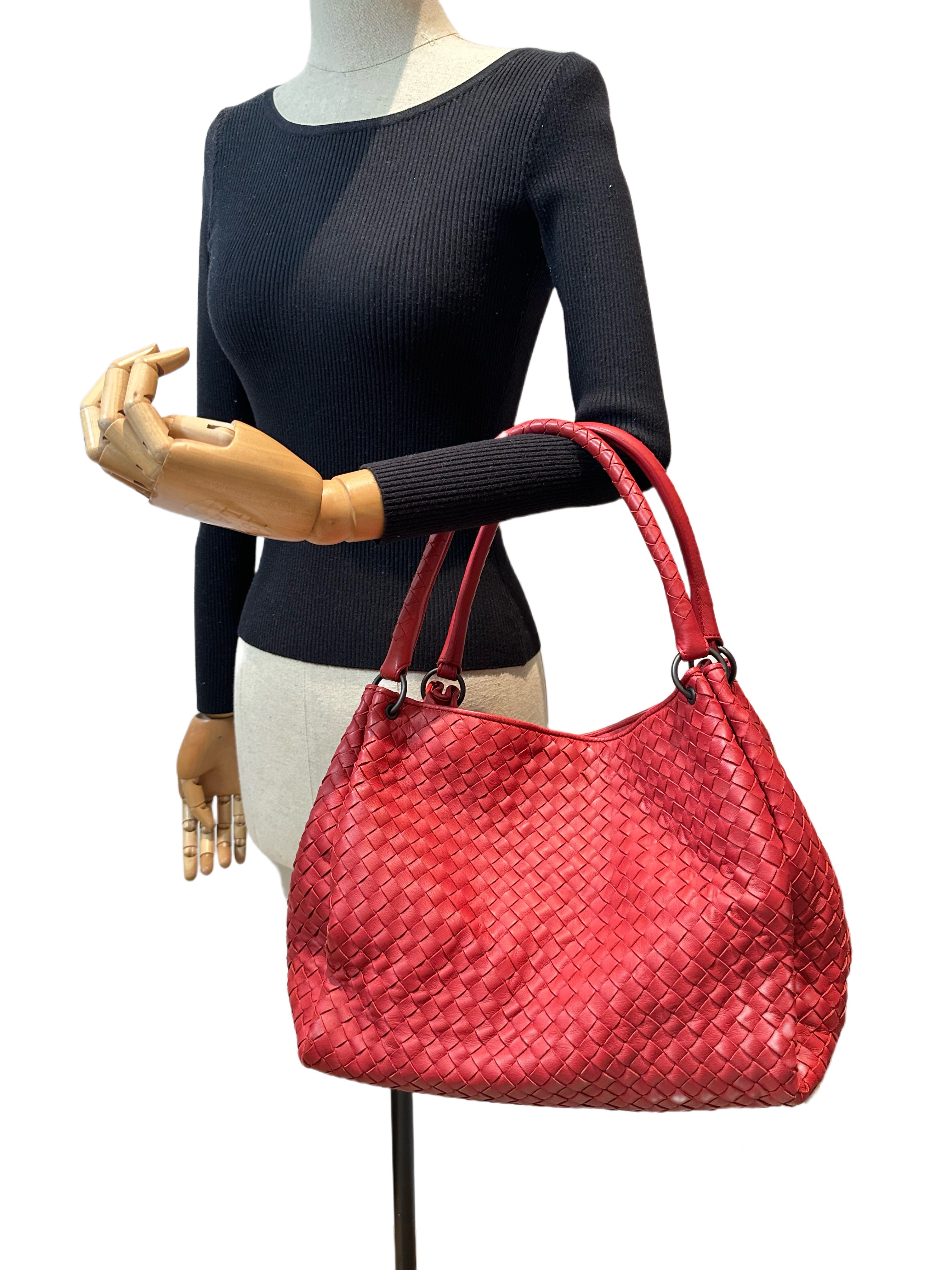 Bottega Veneta Red Campana Leather Tote Bag - Image 15