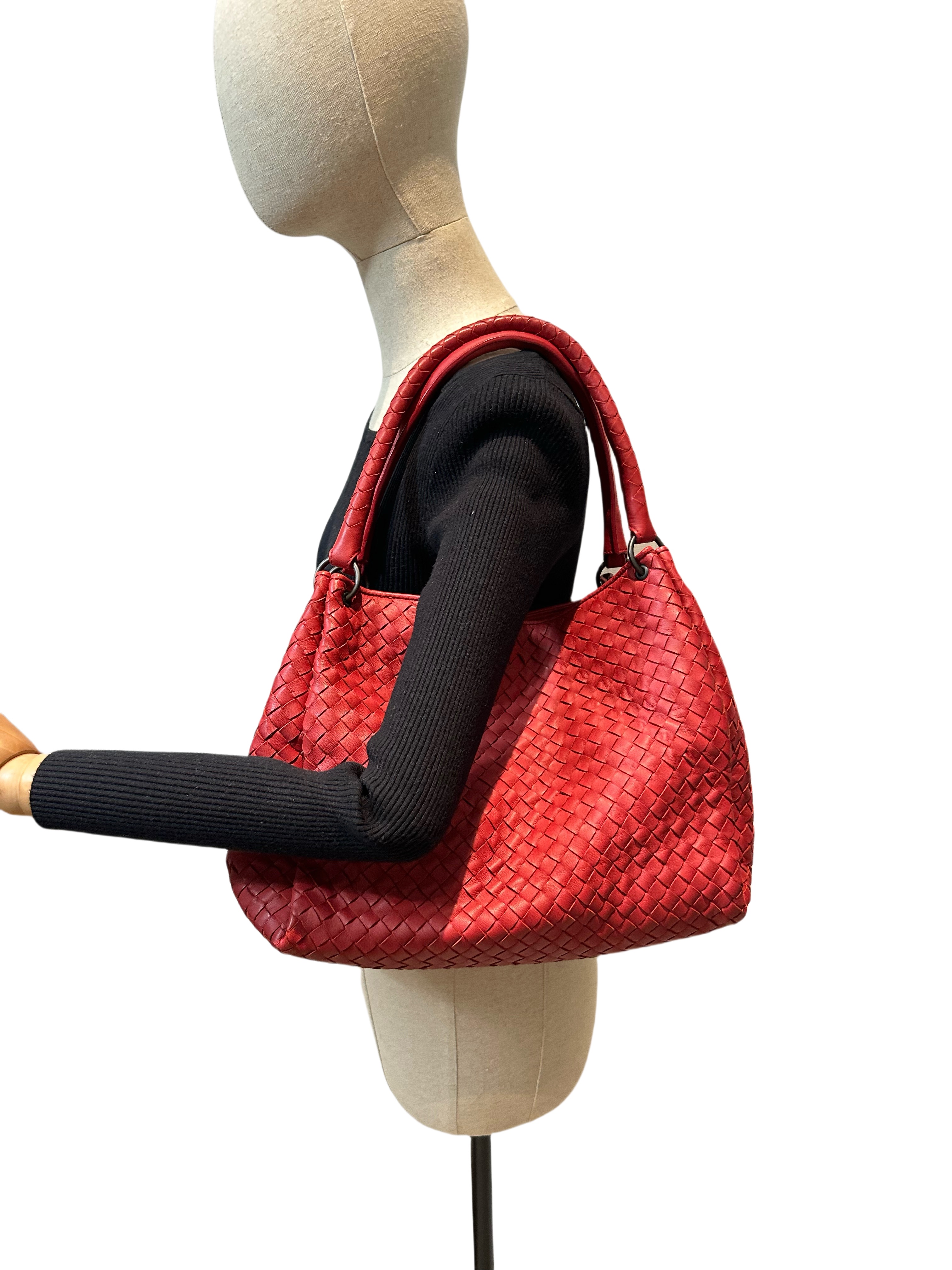 Bottega Veneta Red Campana Leather Tote Bag - Image 16