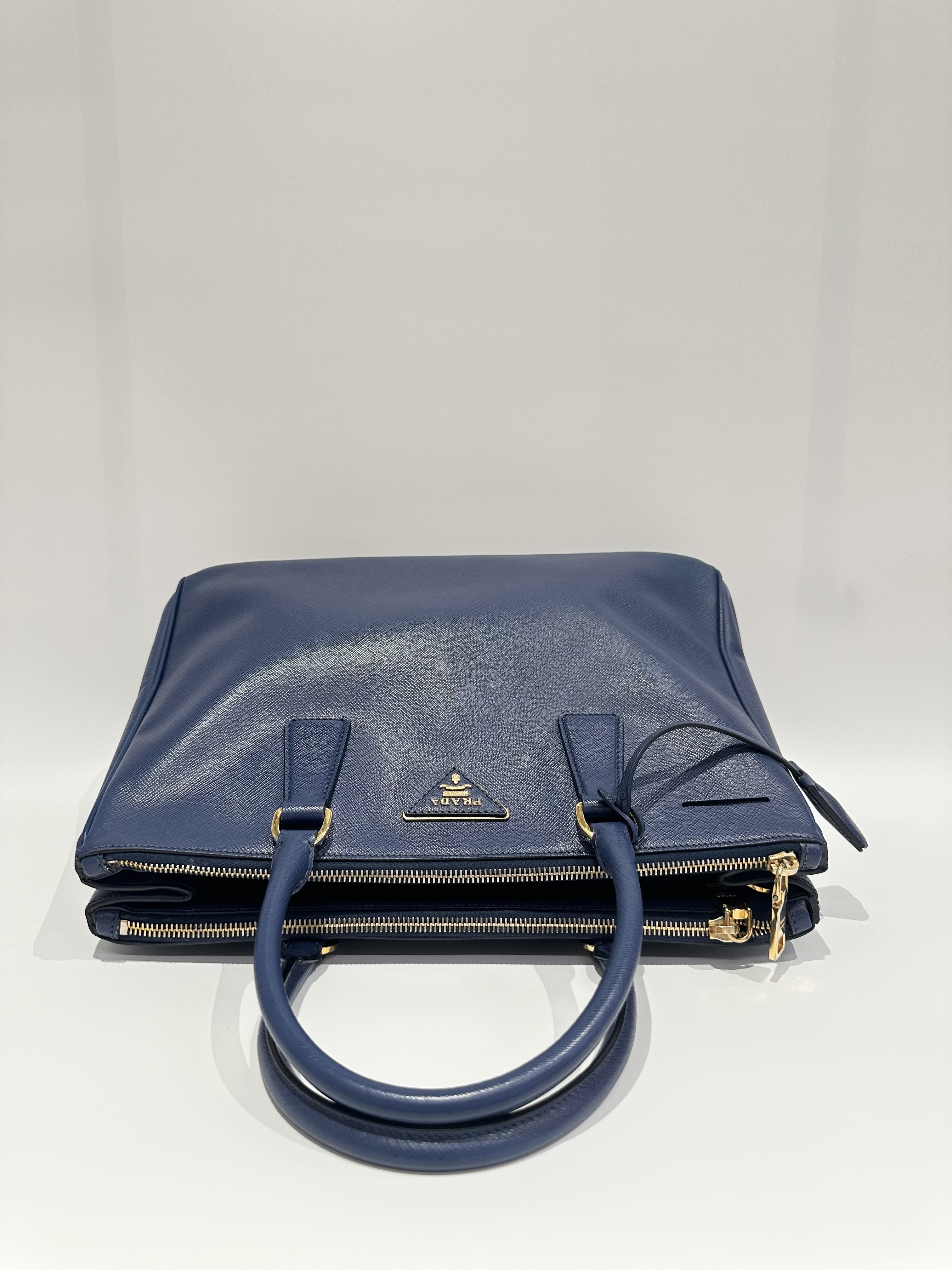 Prada Blue Galleria Leather Handbag - Image 5