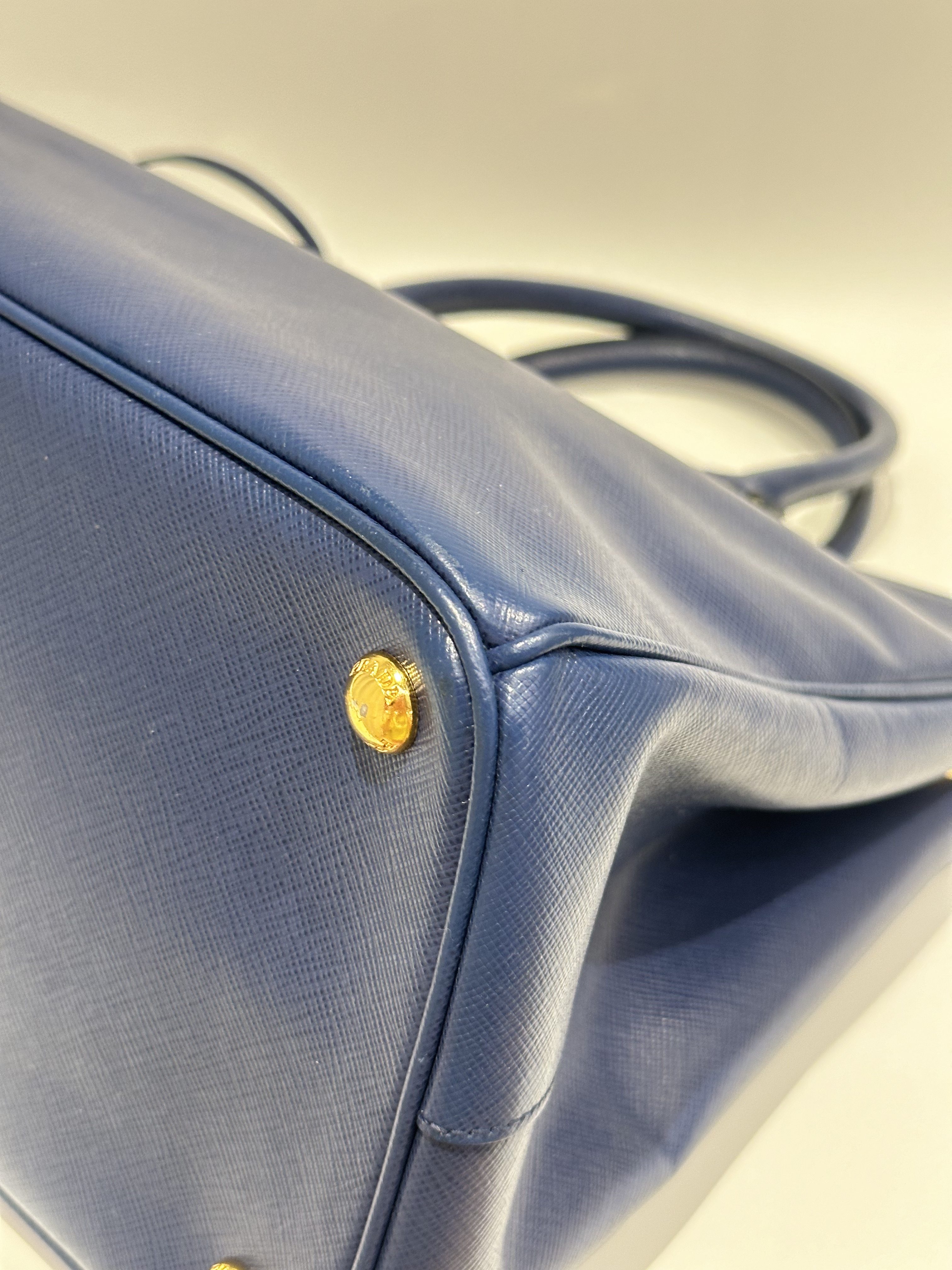 Prada Blue Galleria Leather Handbag - Image 8