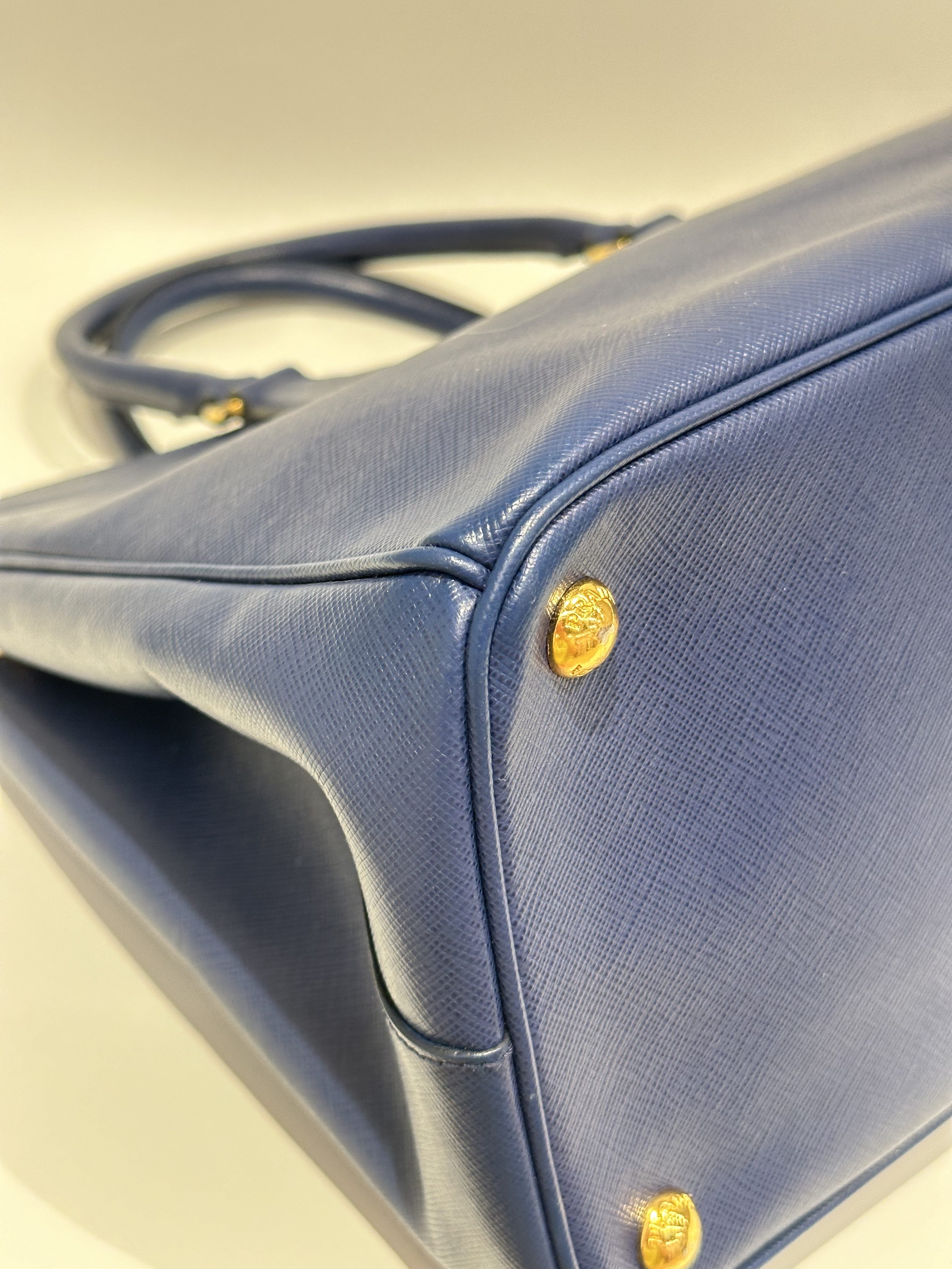 Prada Blue Galleria Leather Handbag - Image 9