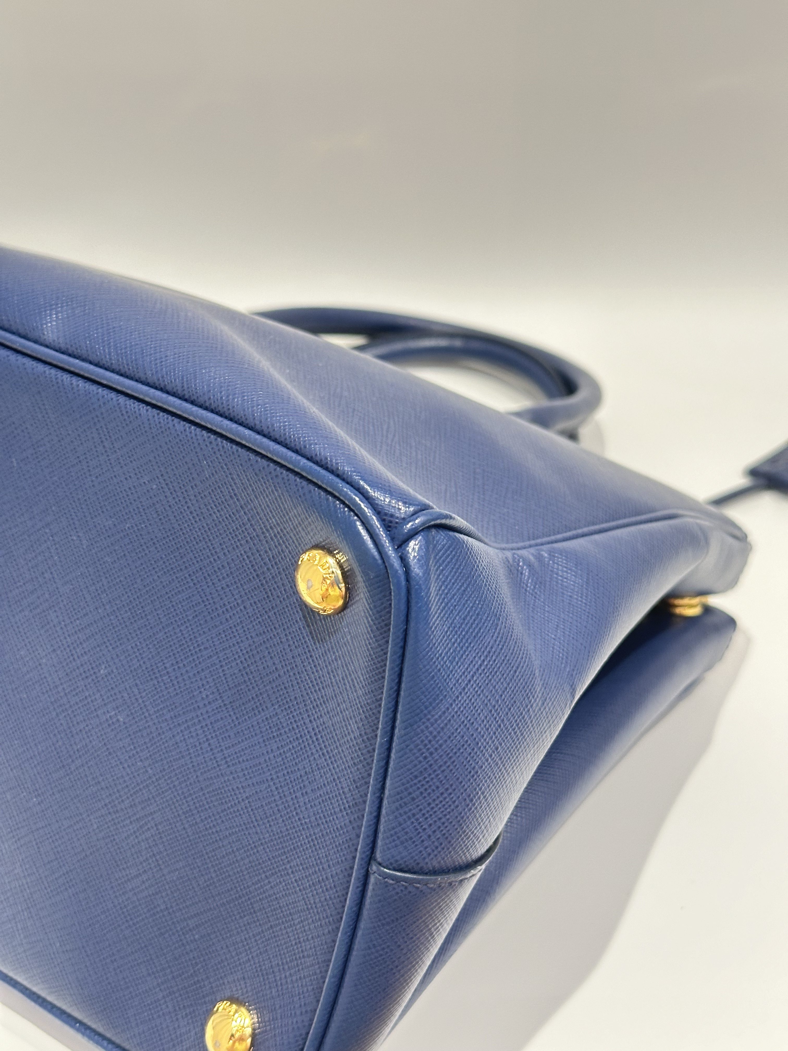 Prada Blue Galleria Leather Handbag - Image 10