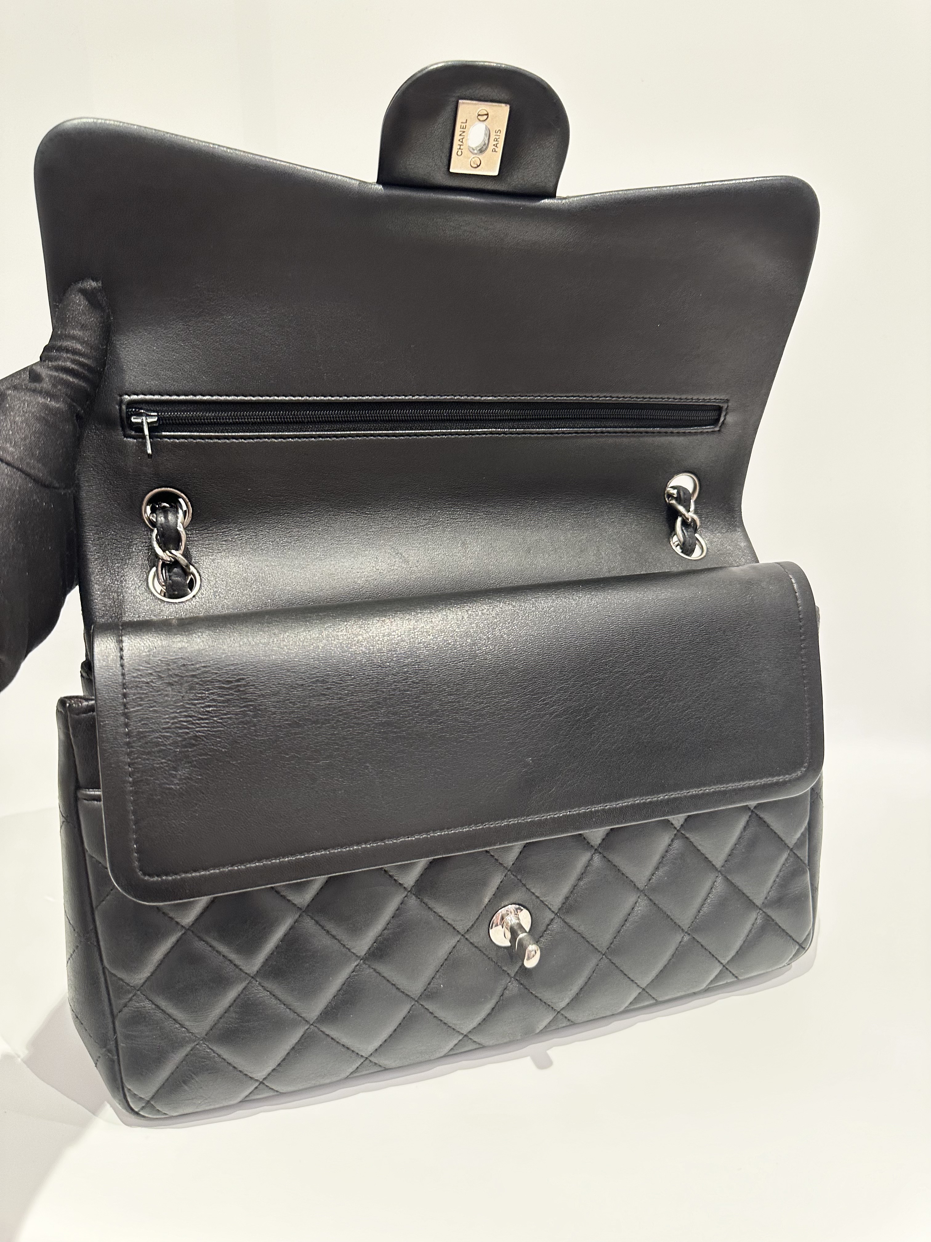 Chanel black silver hardware jumbo timeless classic double flap handbag - Image 15