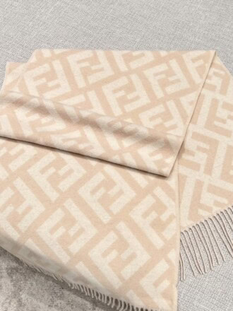 Fendi Pink Cashmere scarf  Size: 170*48cm