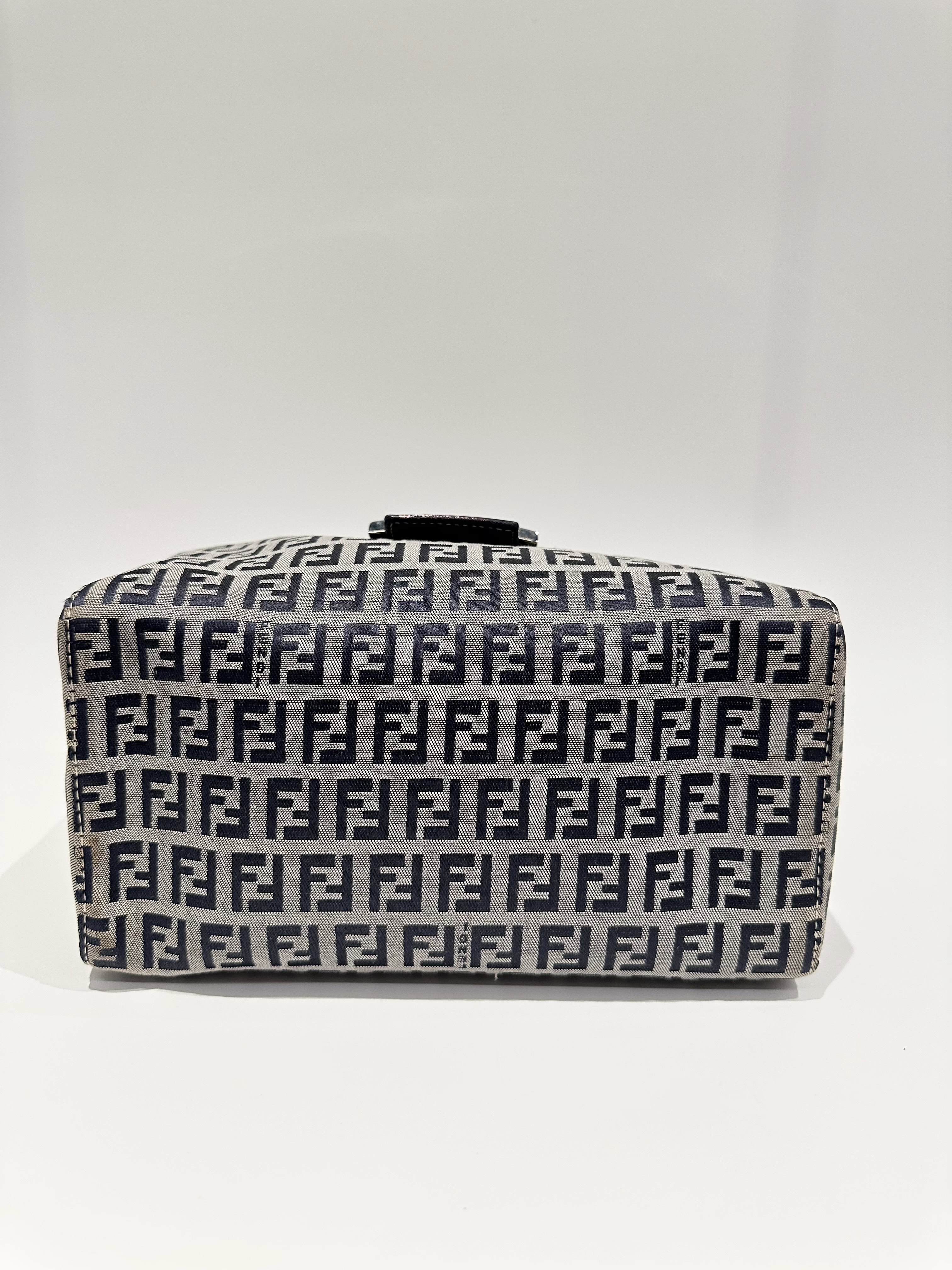 Fendi Blue FF Canvas Handbag - Image 6