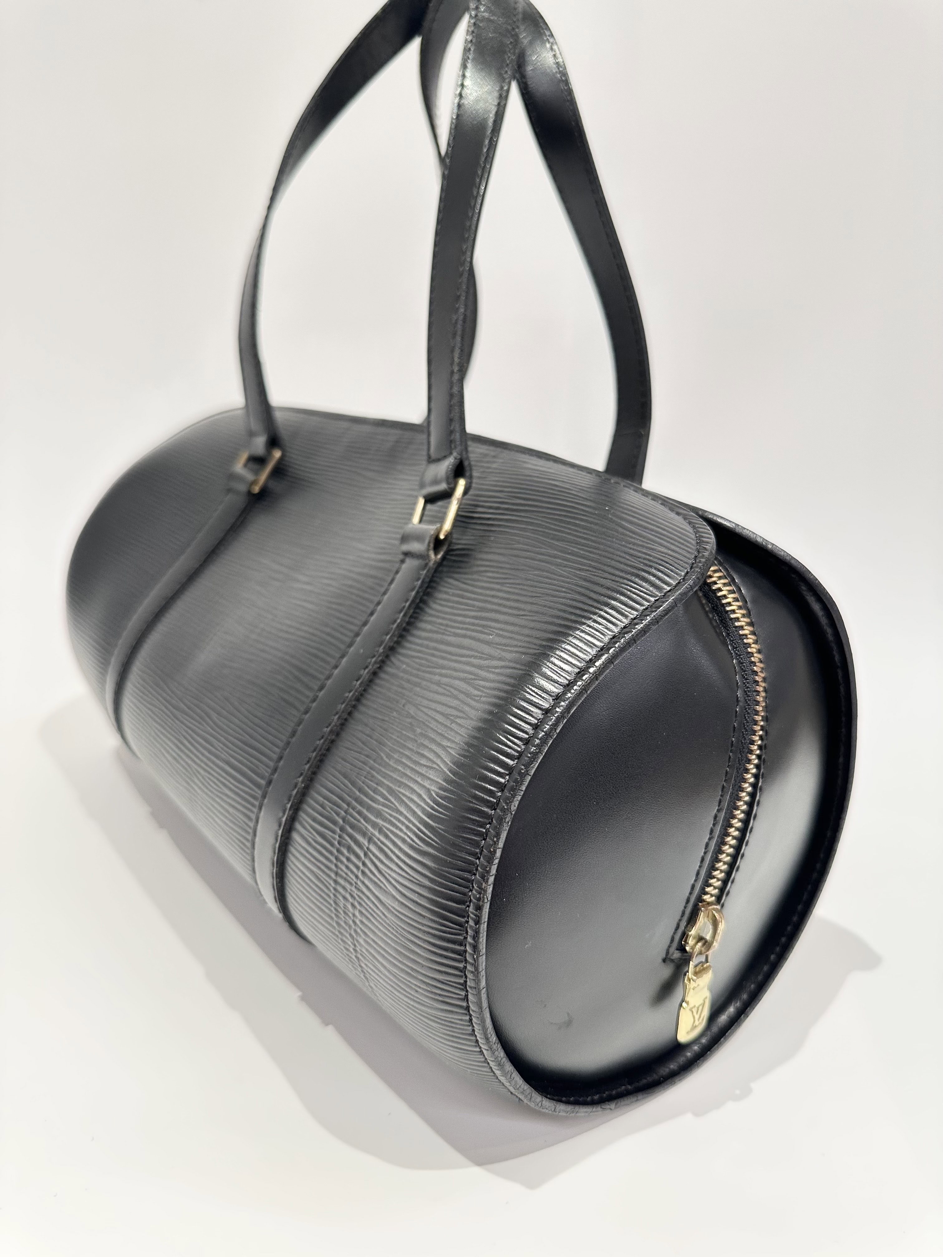 Louis Vuitton Black Papillon Epi Leahter Handbag - Image 4