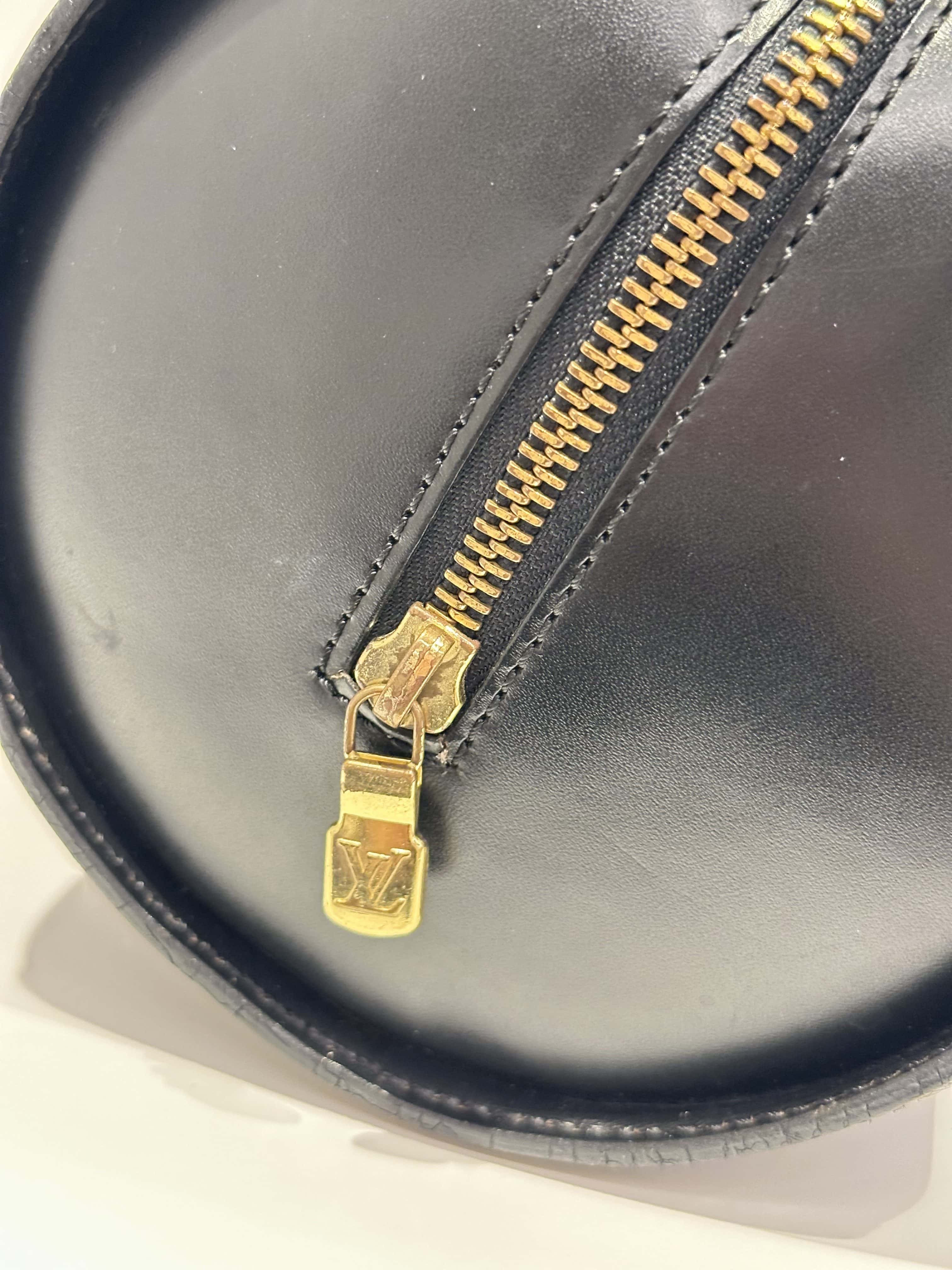 Louis Vuitton Black Papillon Epi Leahter Handbag - Image 11