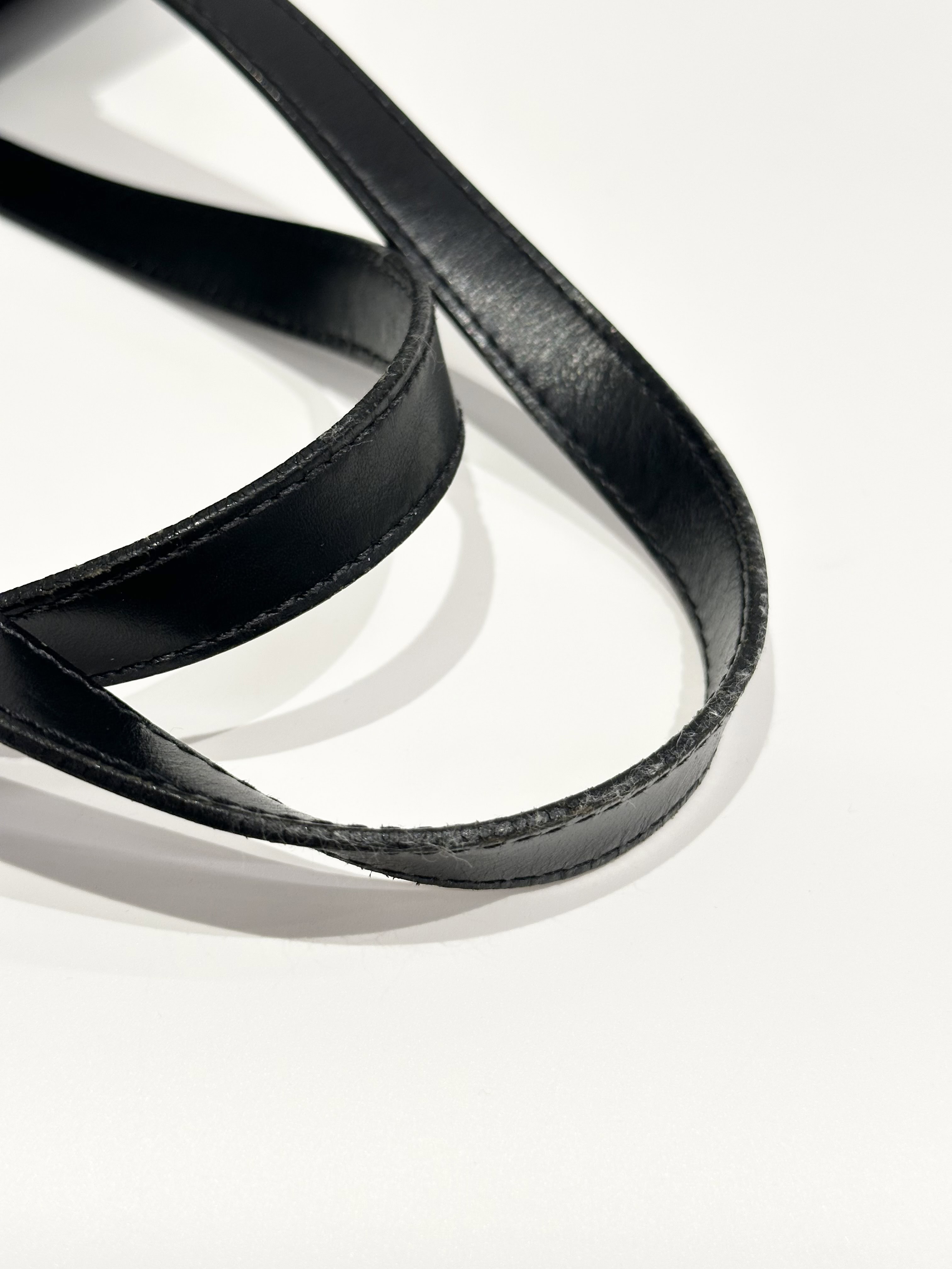 Louis Vuitton Black Papillon Epi Leahter Handbag - Image 12