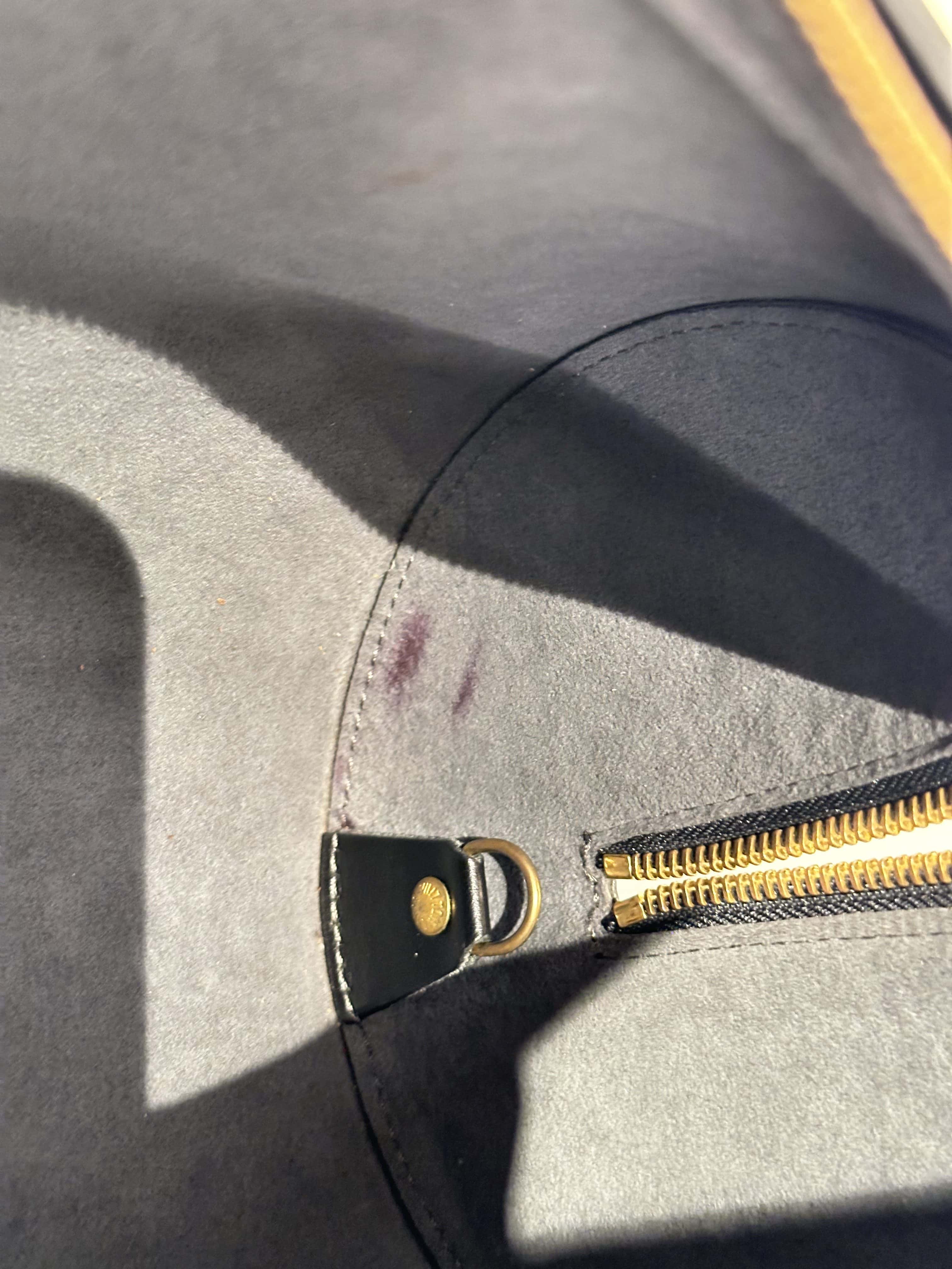 Louis Vuitton Black Papillon Epi Leahter Handbag - Image 15