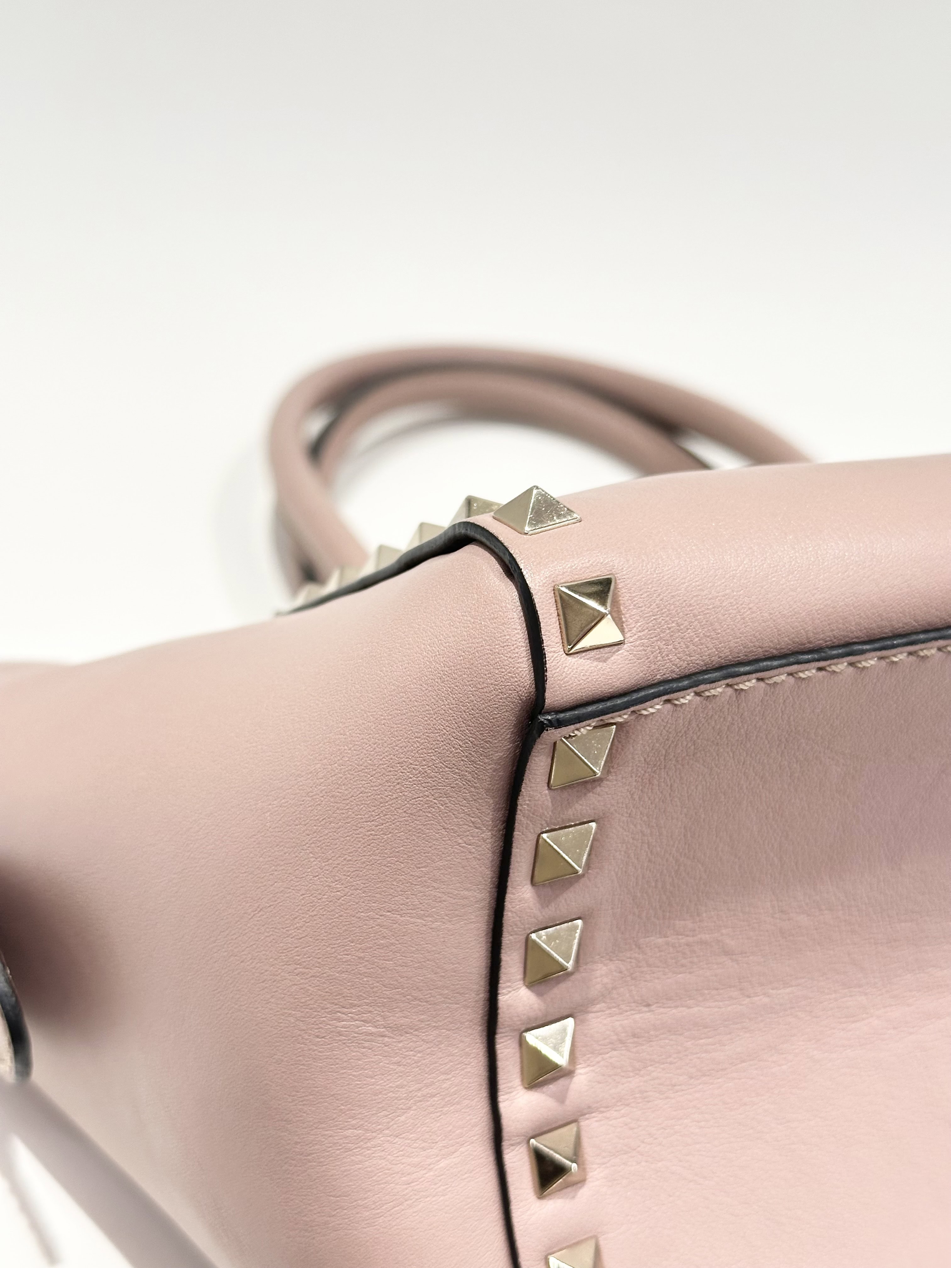 Valentino Pink Rockstud Leather Handbag - Image 11
