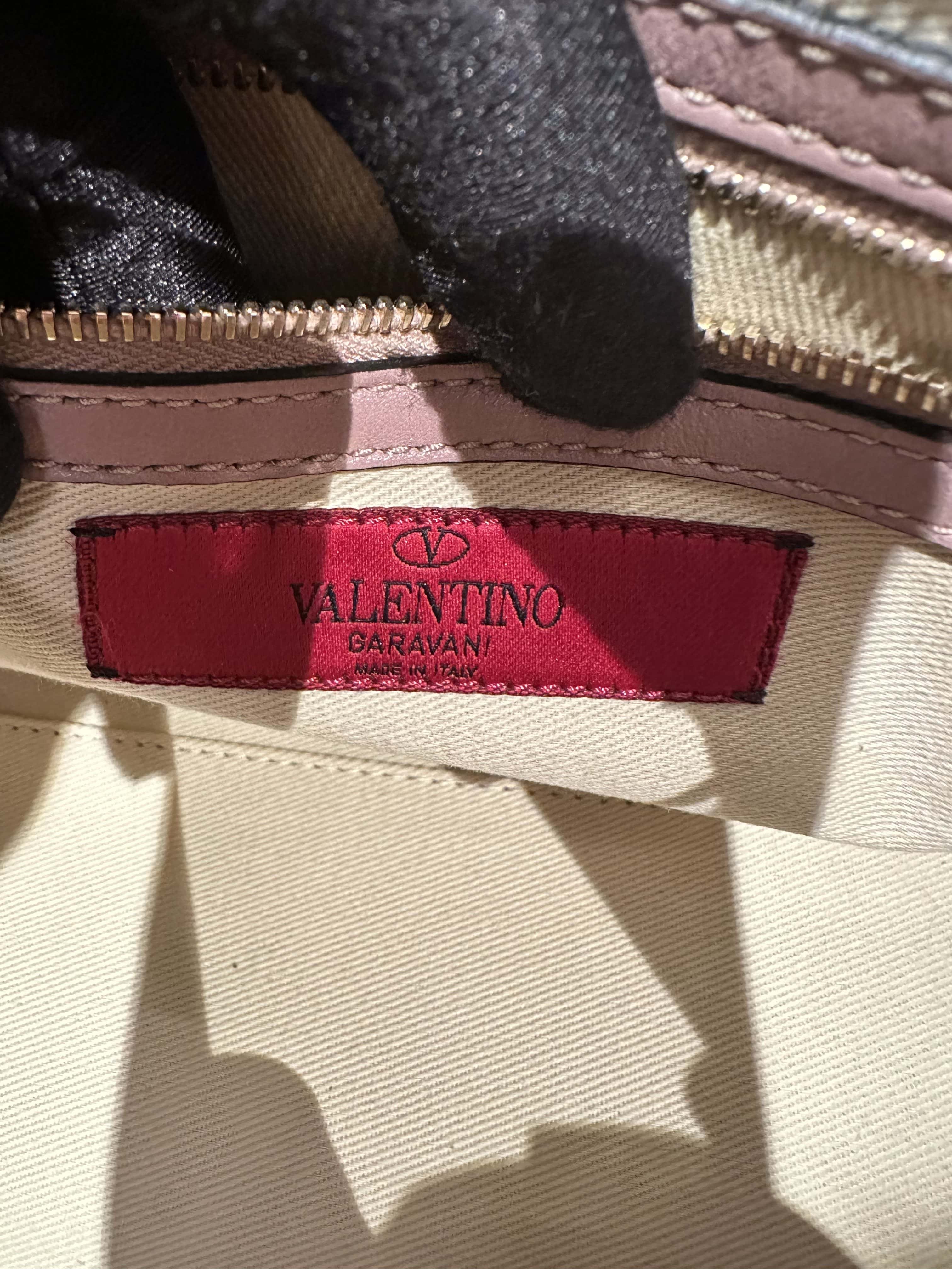 Valentino Pink Rockstud Leather Handbag - Image 15