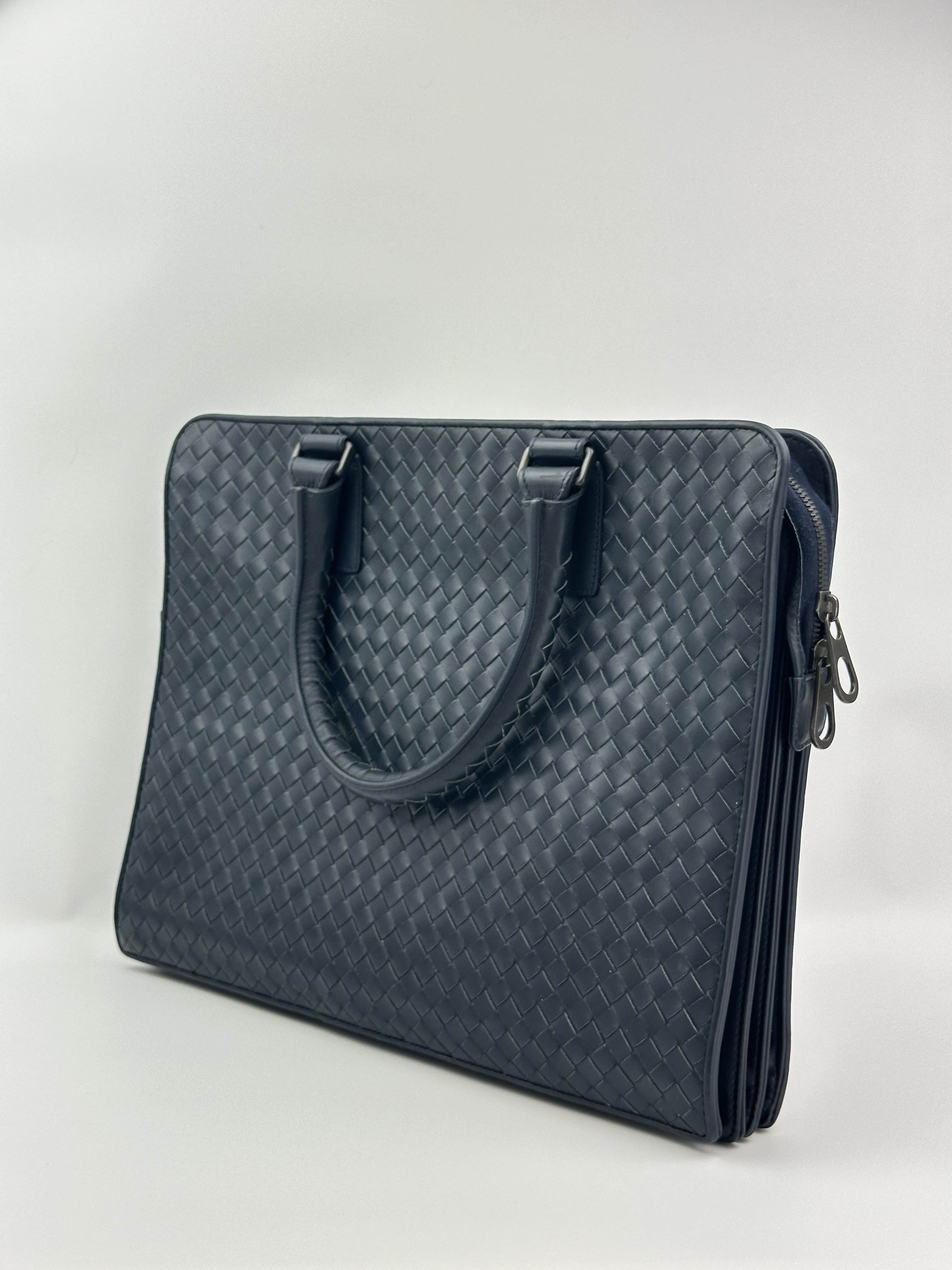 Bottega Veneta blue briefcase - Image 3