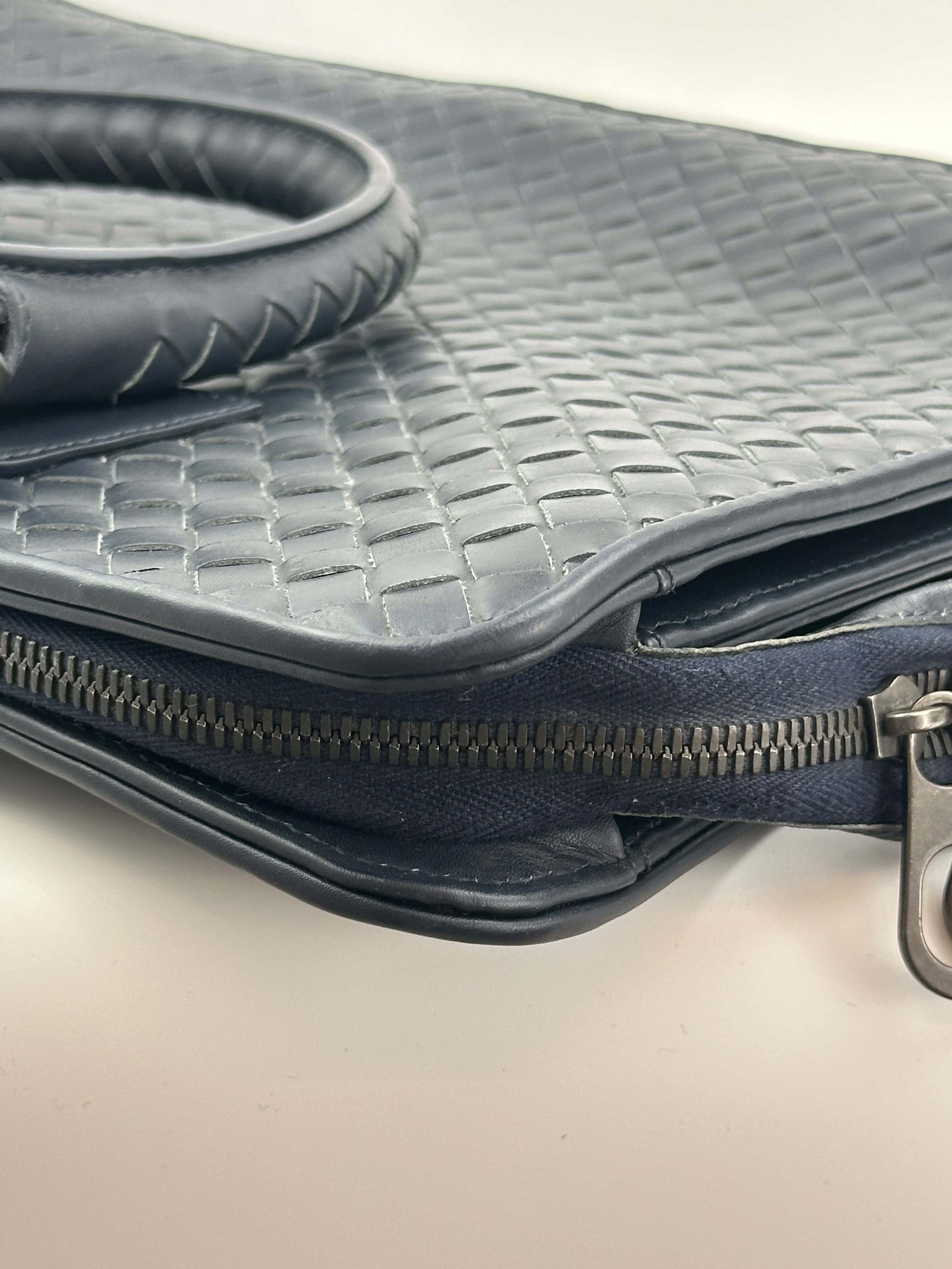 Bottega Veneta blue briefcase - Image 9