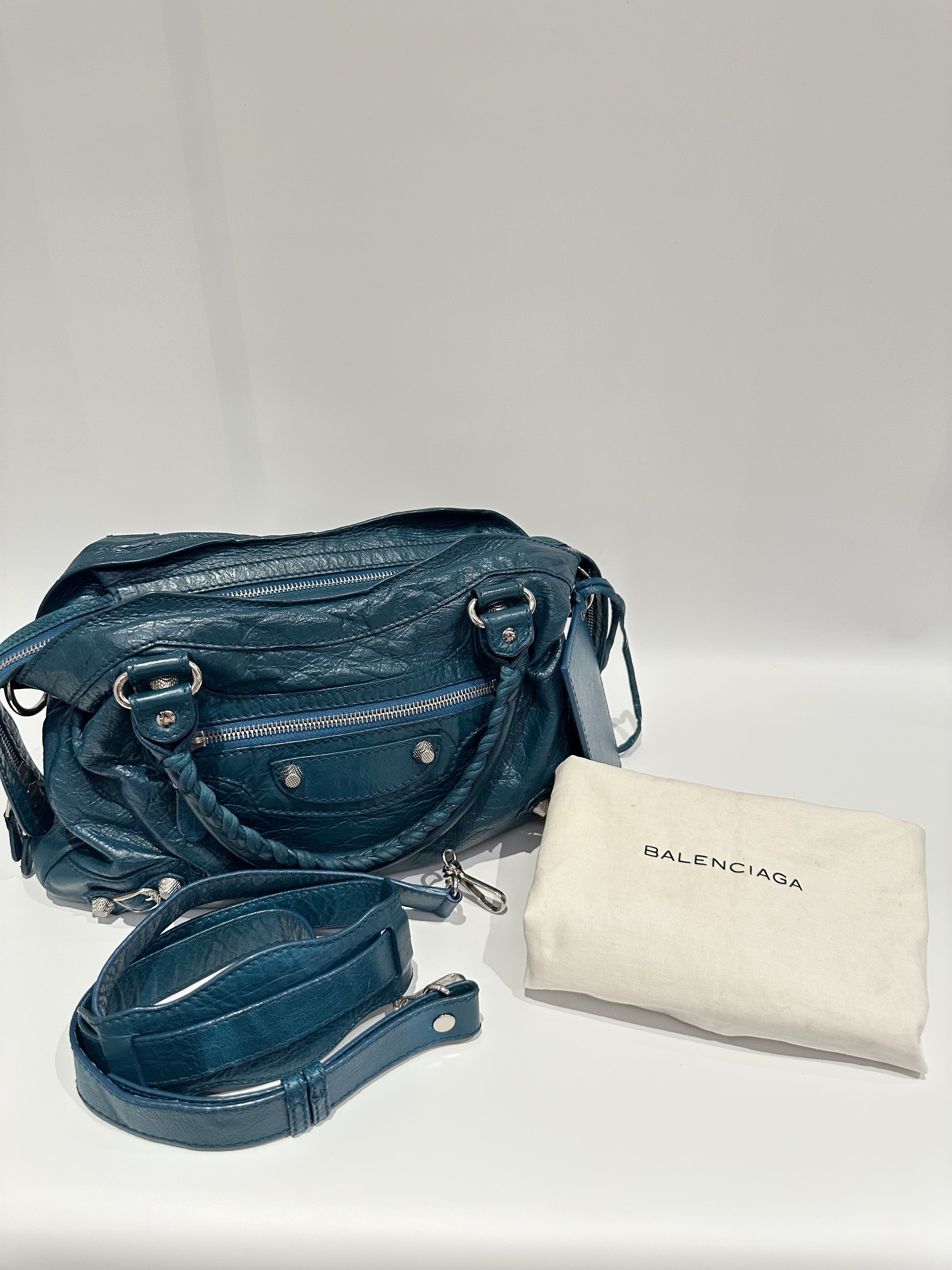 Balenciaga Green Neo Cagole City Leather Crossbody Bag - Image 16