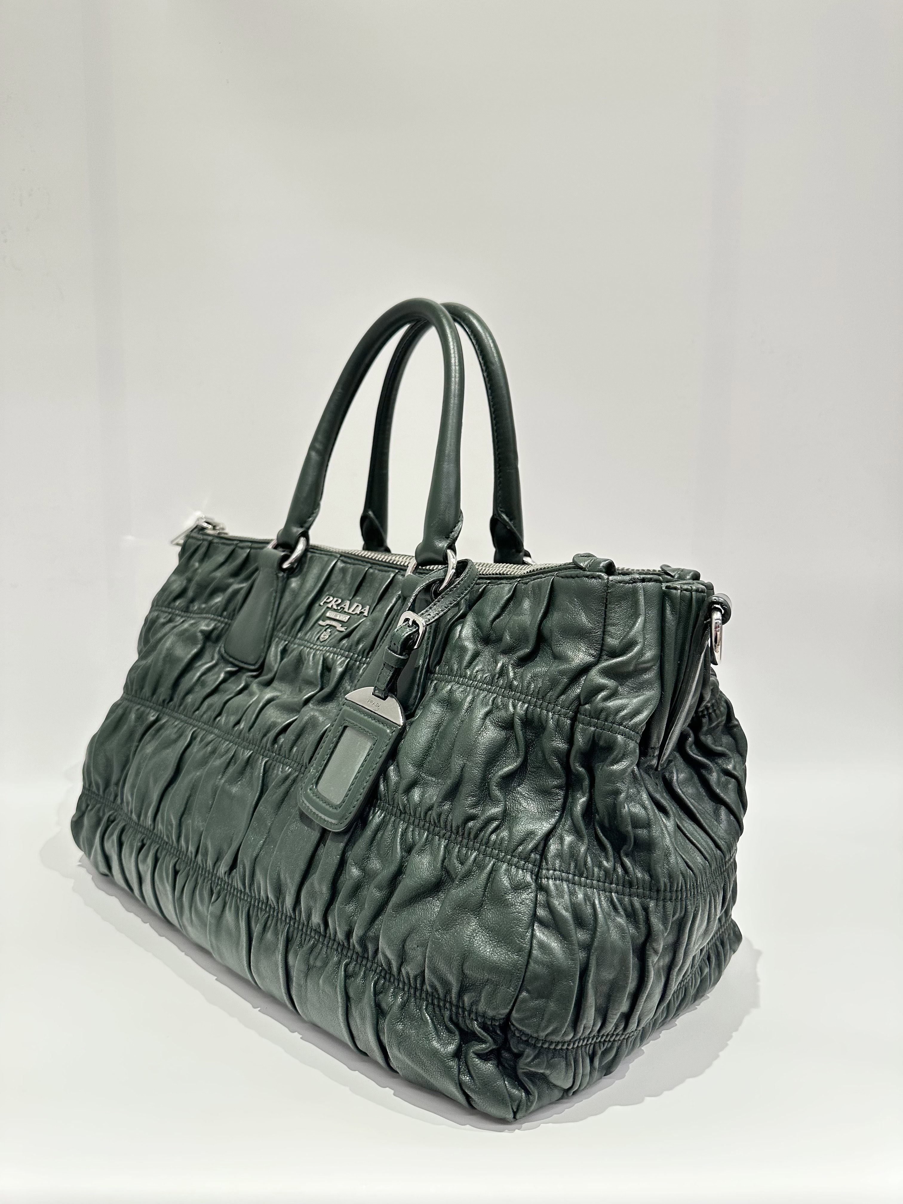 Prada Green Nappa Gaufre Double Zip Tote Leather Bag - Image 2
