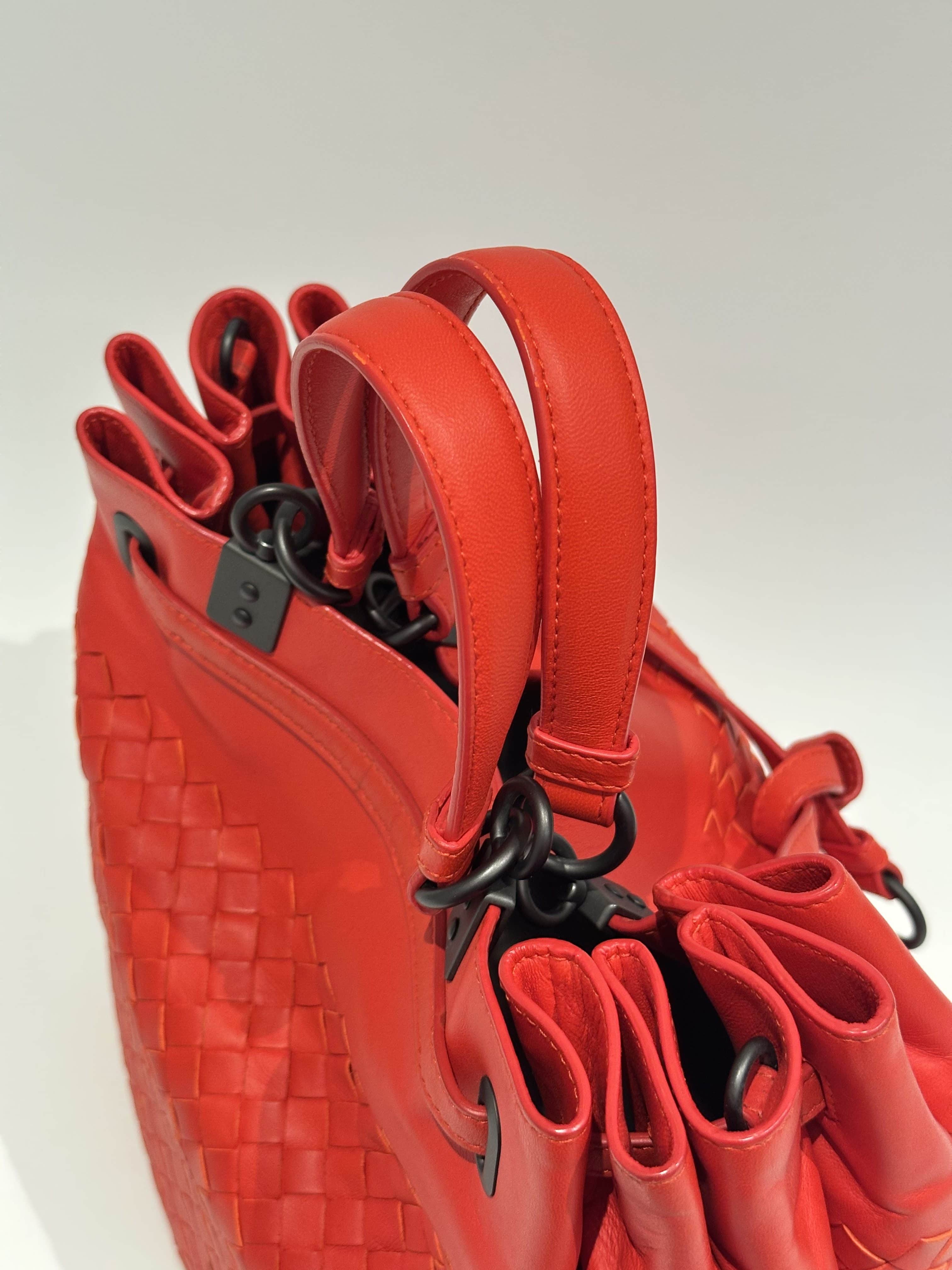 Bottega Veneta Orange Leather Bucket Bag - Image 5