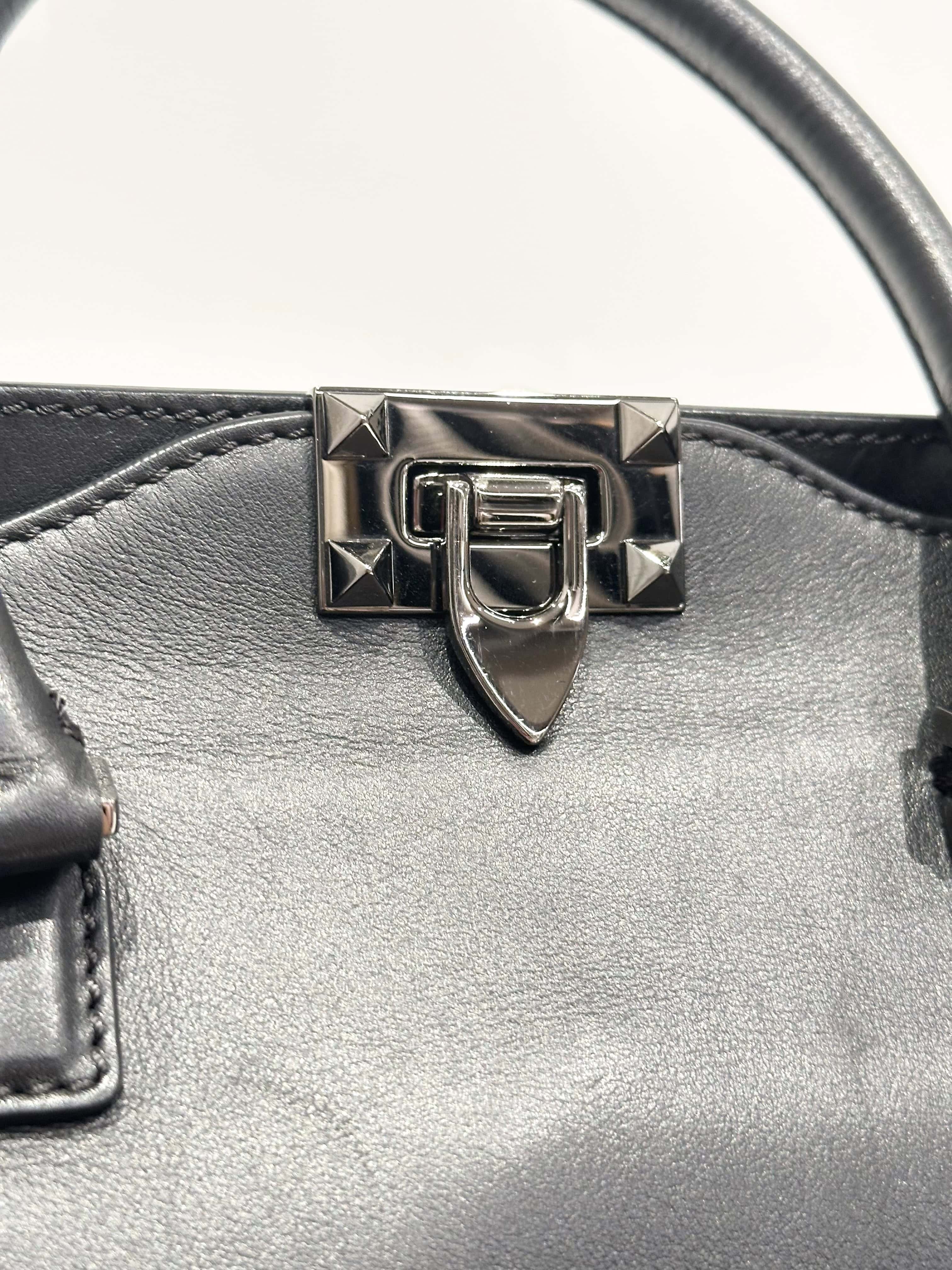 Valentino Garavani Black Rockstud Leather Bag - Image 12