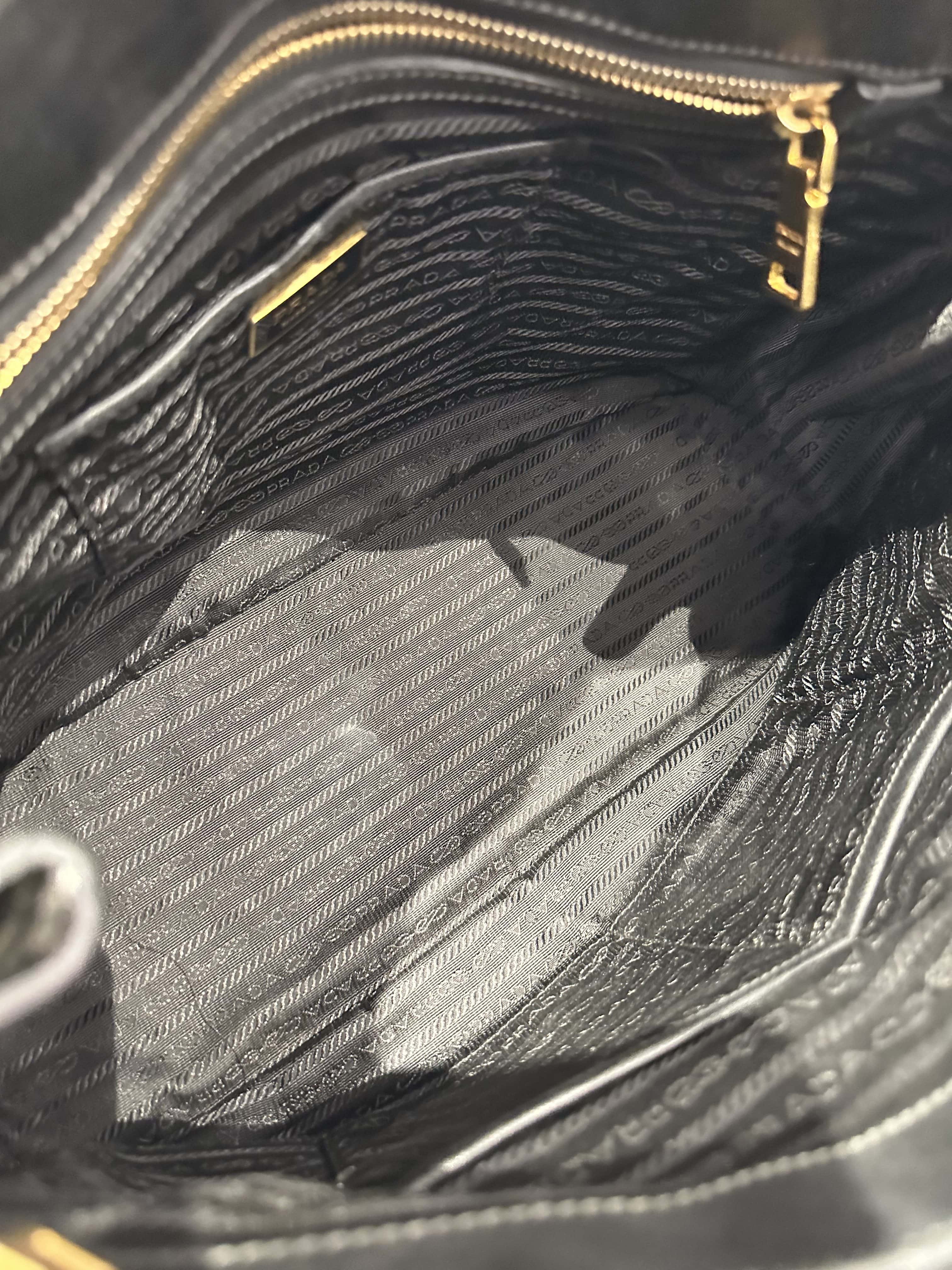 Prada Black Galleria Saffiano Leather Handbag Large Size Without Strap - Image 14