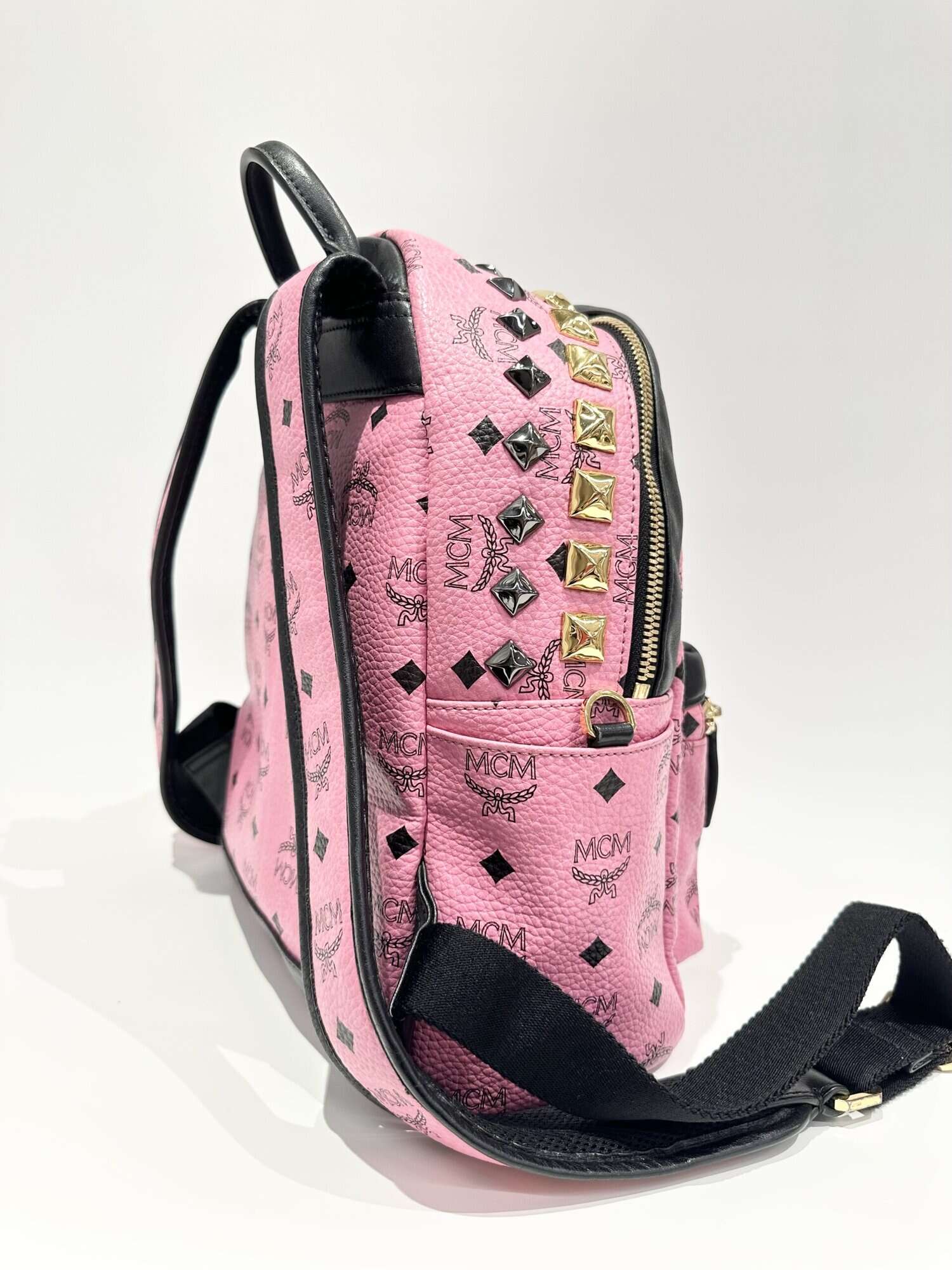 MCM Pink Stark Leather Backpack - Image 4