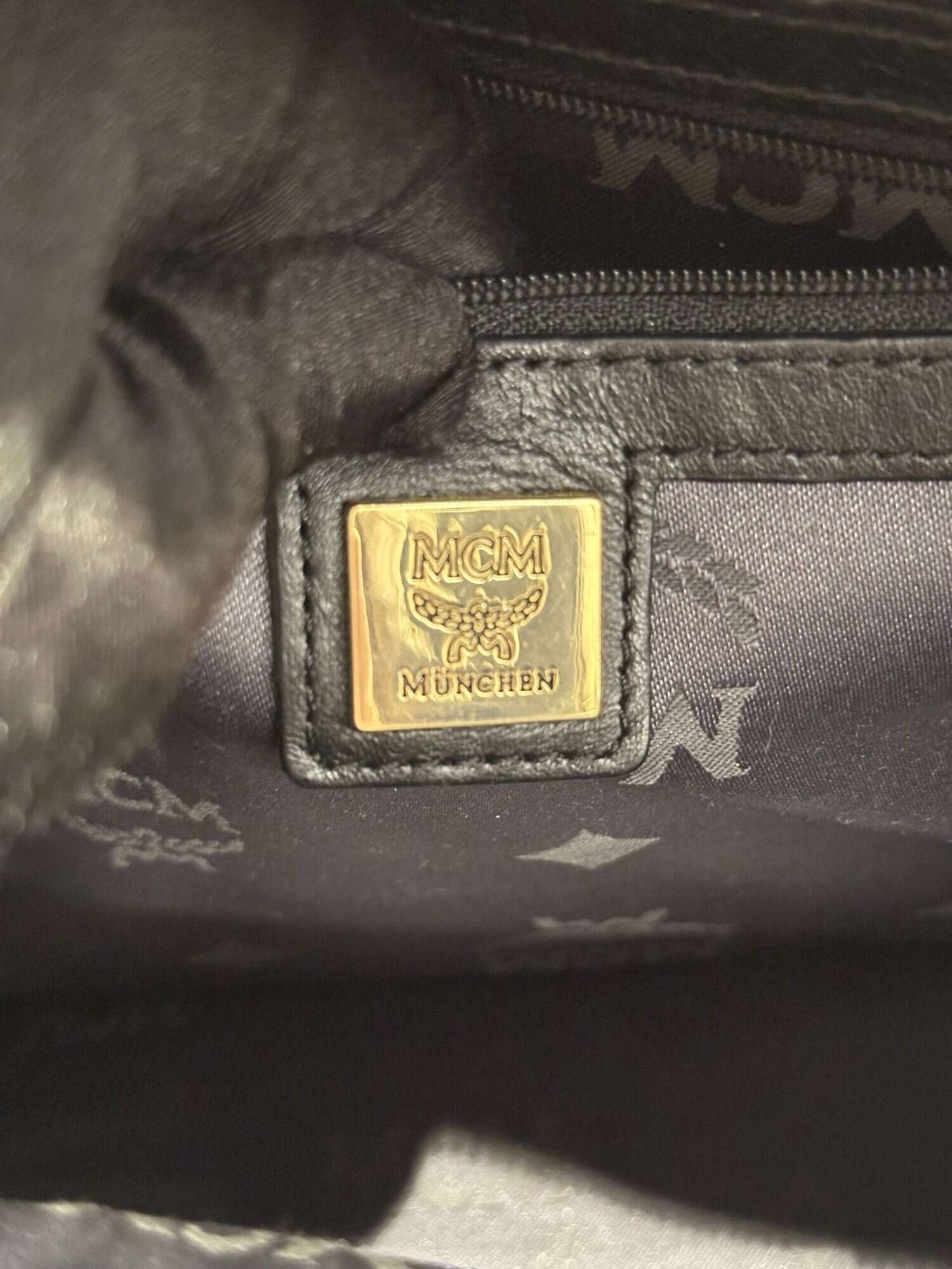 MCM Pink Stark Leather Backpack - Image 15