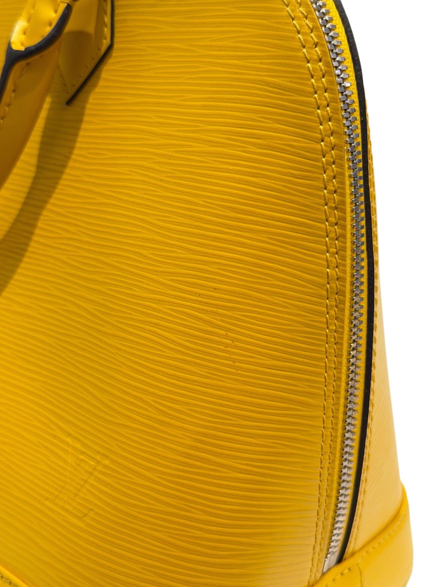 Louis Vuitton Yellow Alma PM Epi Leather Handbag - Image 6