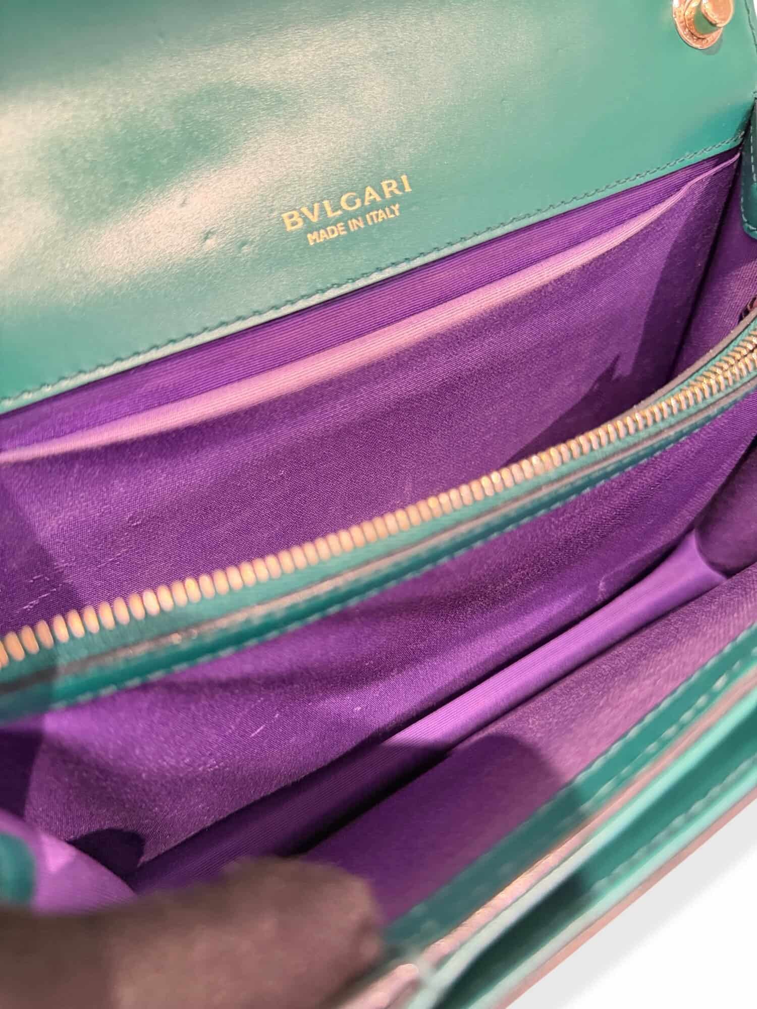 Bvlgari Green Serpenti Leather Handbag - Image 15