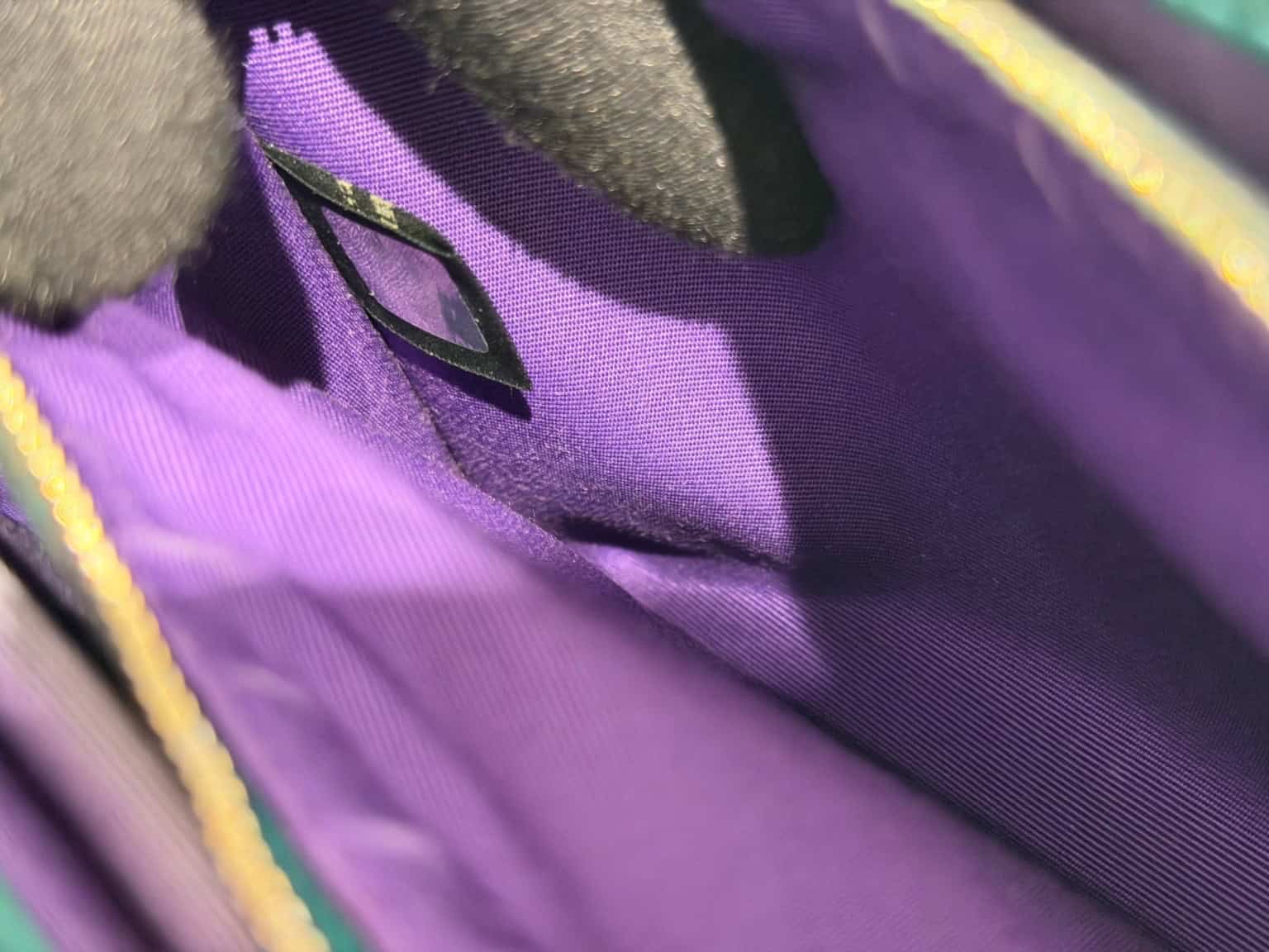 Bvlgari Green Serpenti Leather Handbag - Image 20