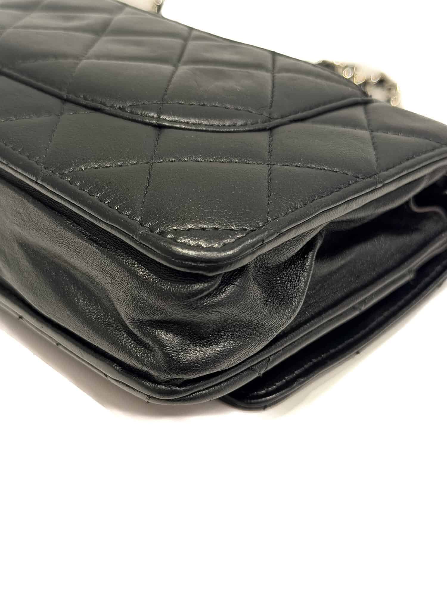 Chanel Black Wallet On Chain Timeless/Classique leather handbag - Image 11