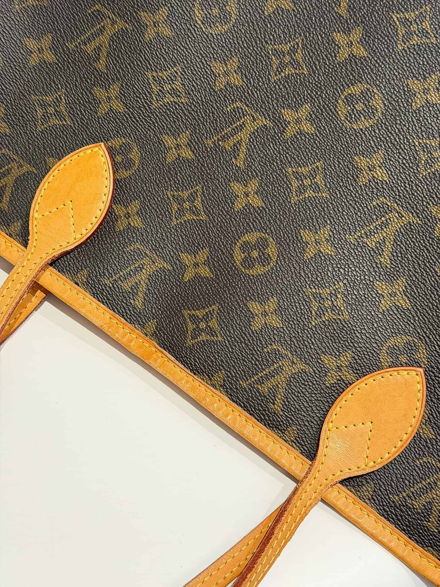 Louis Vuitton Brown Neverfull MM Monogram Canvas Tote Bag - Image 8