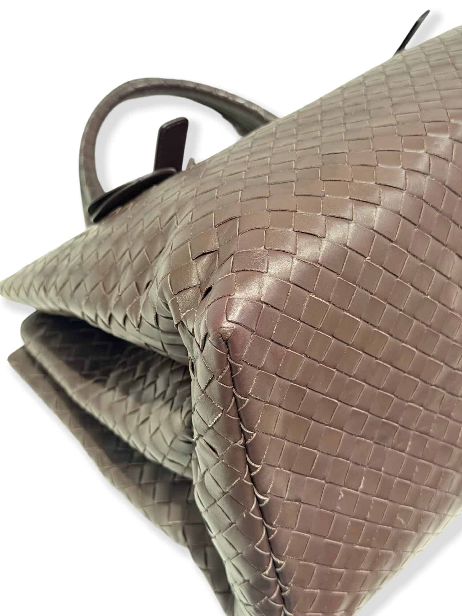 Bottega Veneta Brown Roma Leather Handbag Large Size - Image 7