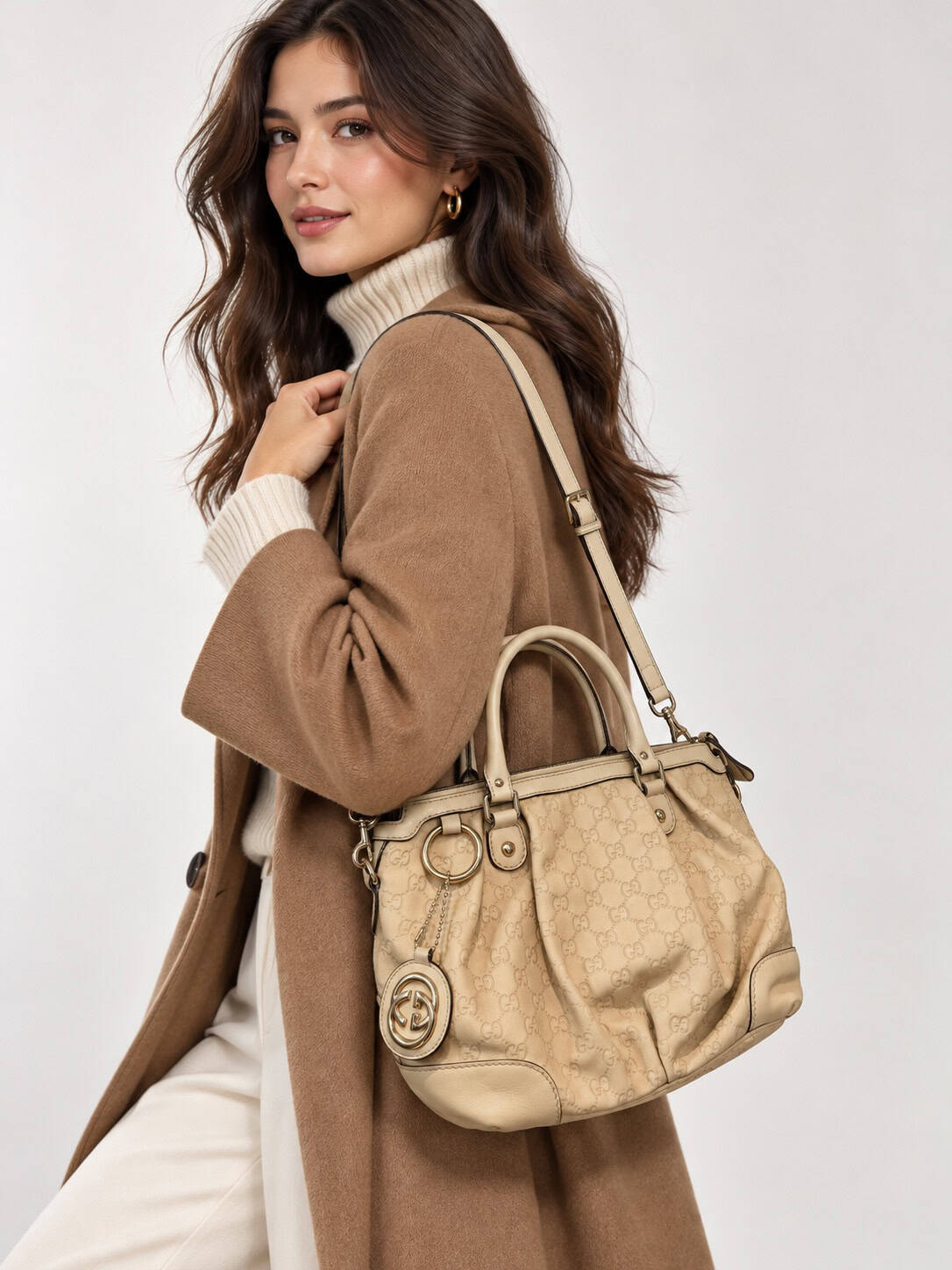 Gucci Beige Sukey Leather Handbag - Image 2