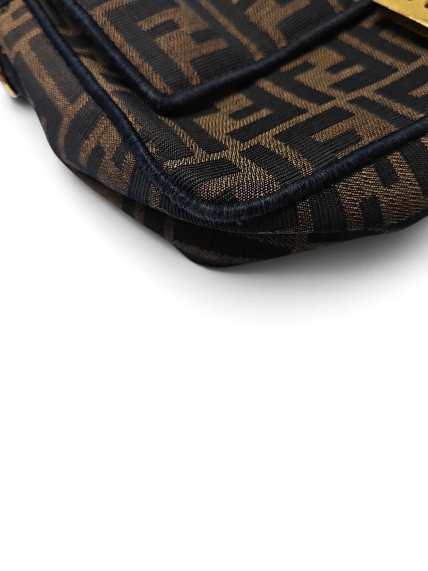 Fendi Brown Baguette Jacquard FF Medium Handbag - Image 10